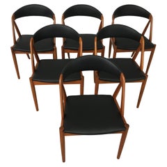 Seis sillas de comedor de teca Kai Kristiansen totalmente restauradas Tapicería personalizada incluida