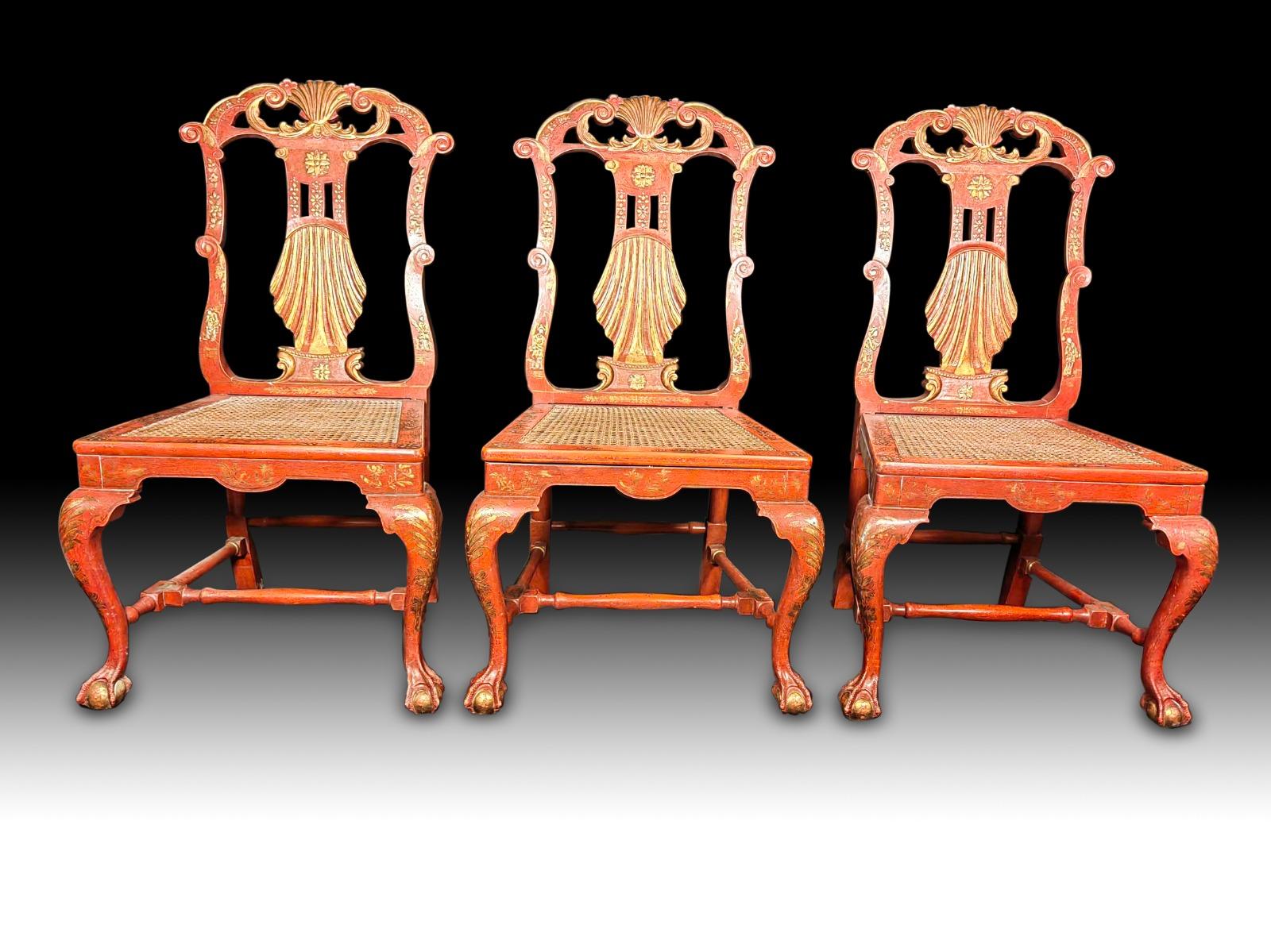 Six chaises d'appoint japonaises rouges et dorées de style George II du 19ème siècle en vente 2
