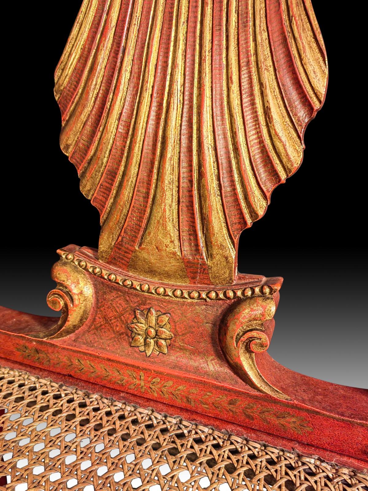 Six chaises d'appoint japonaises rouges et dorées de style George II du 19ème siècle en vente 4
