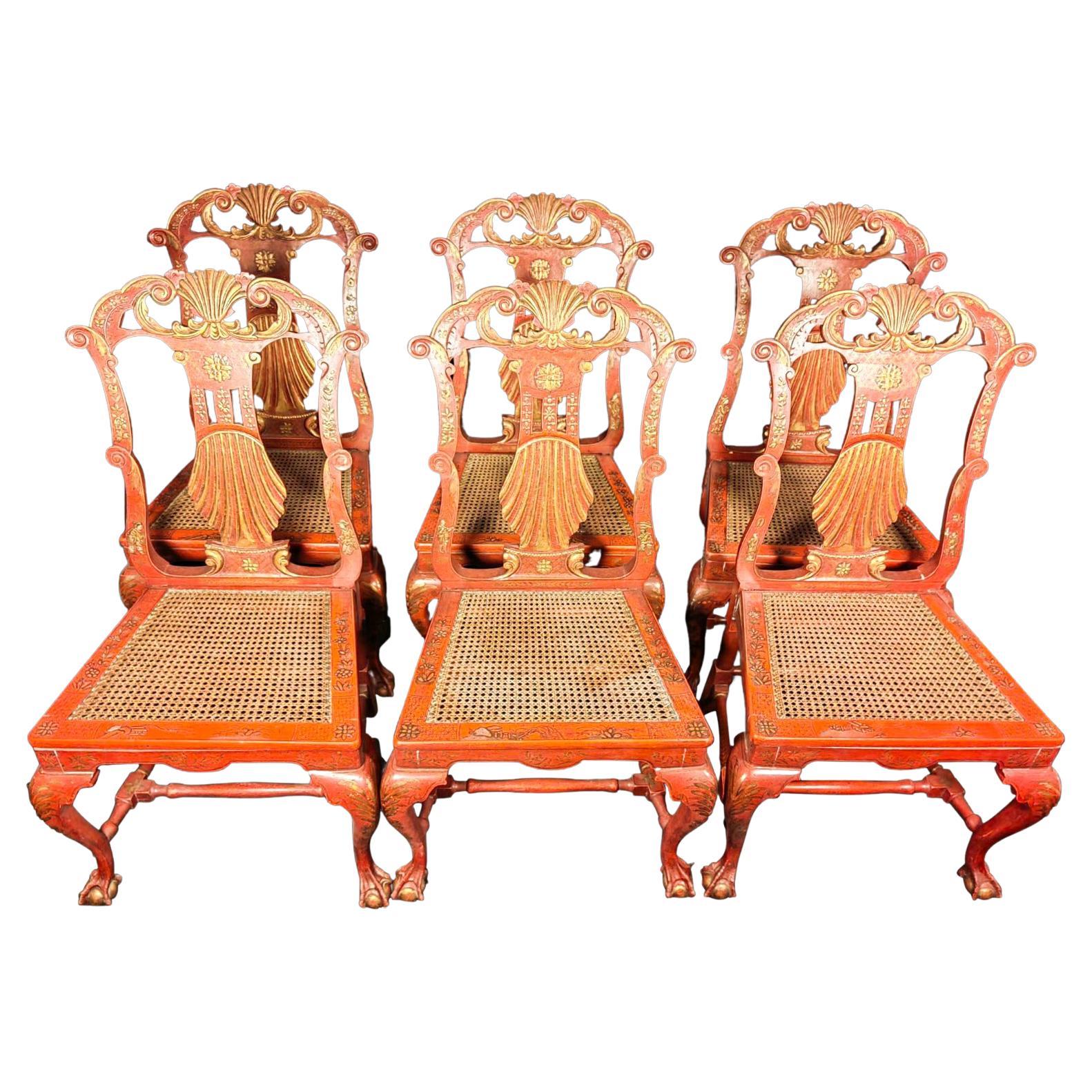Six chaises d'appoint japonaises rouges et dorées de style George II du 19ème siècle en vente