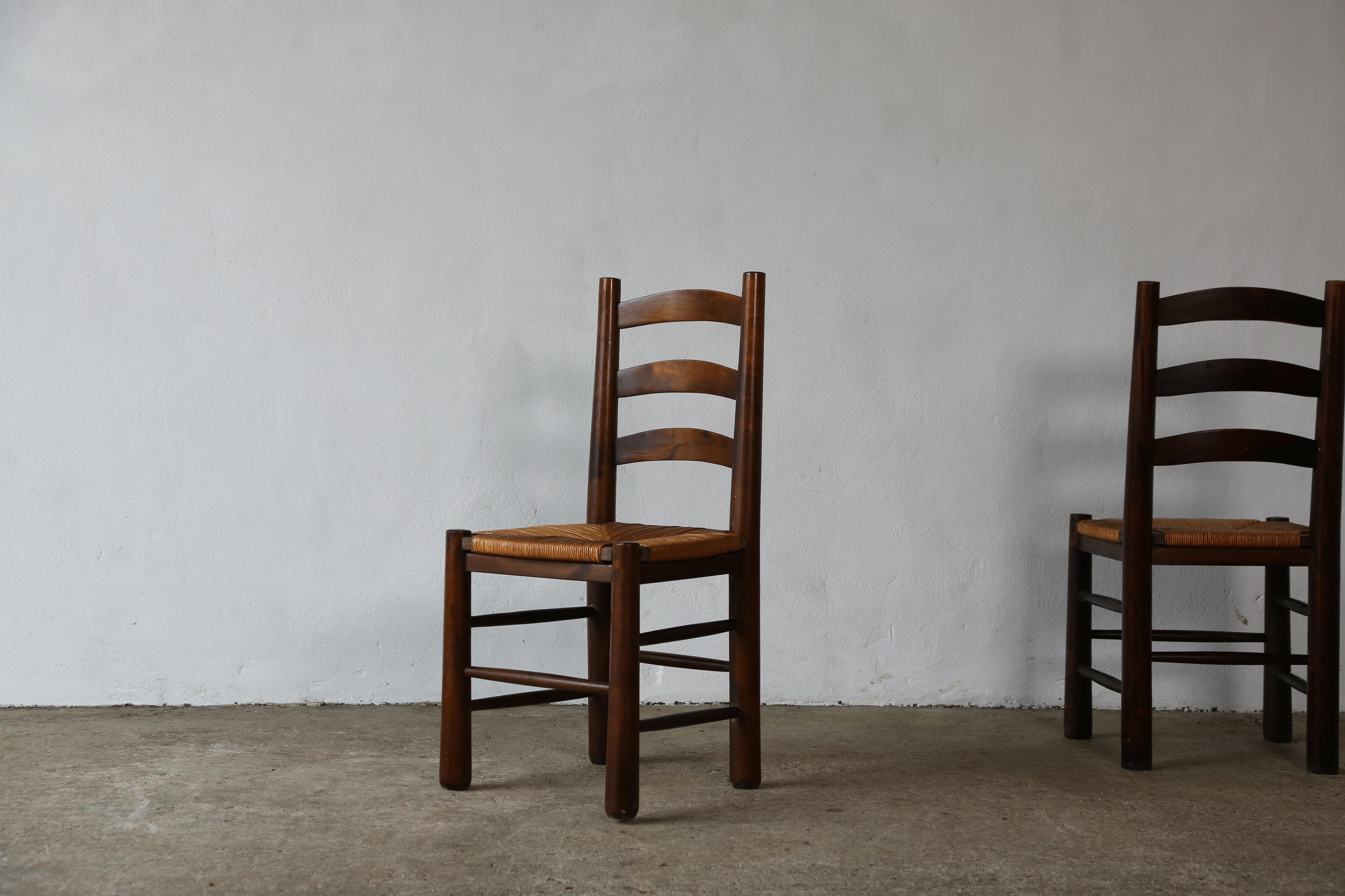 20ième siècle Six chaises de salle à manger Georges Robert, France, années 1960, style Charlotte Perriand en vente