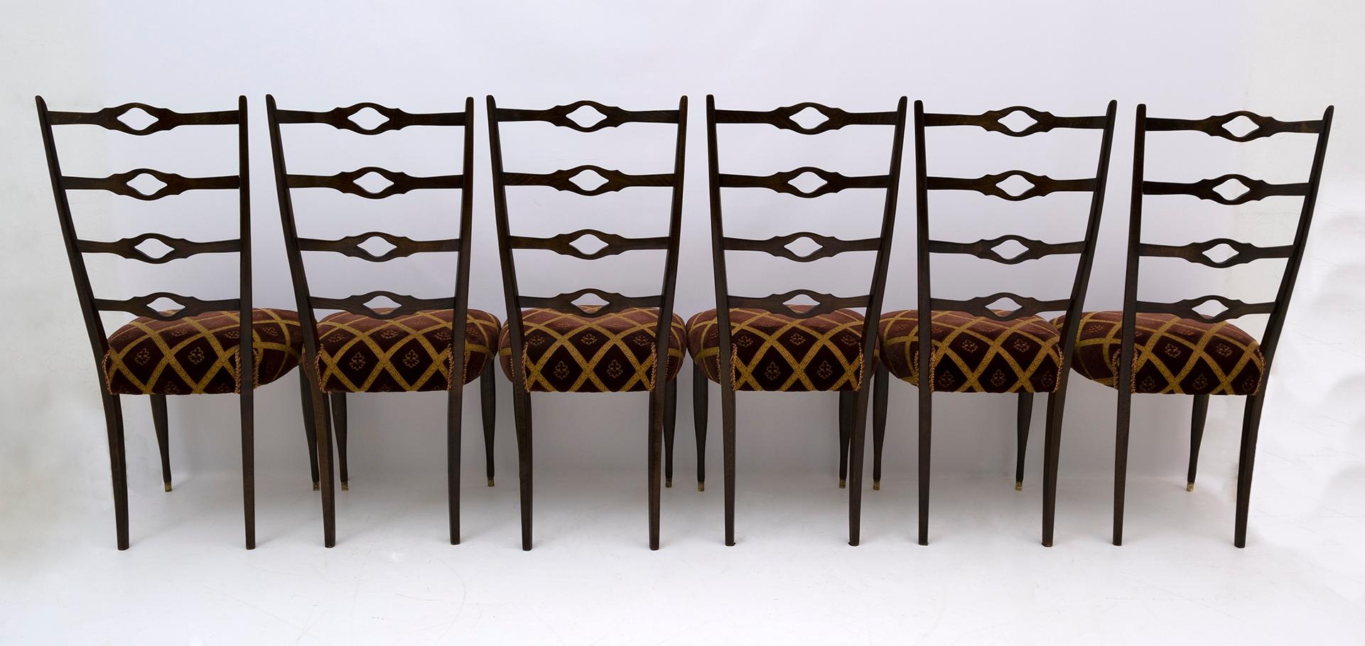 Six chaises de salle à manger italiennes en noyer de style mi-siècle moderne de Guglielmo Ulrich, années 1950 Bon état - En vente à Puglia, Puglia