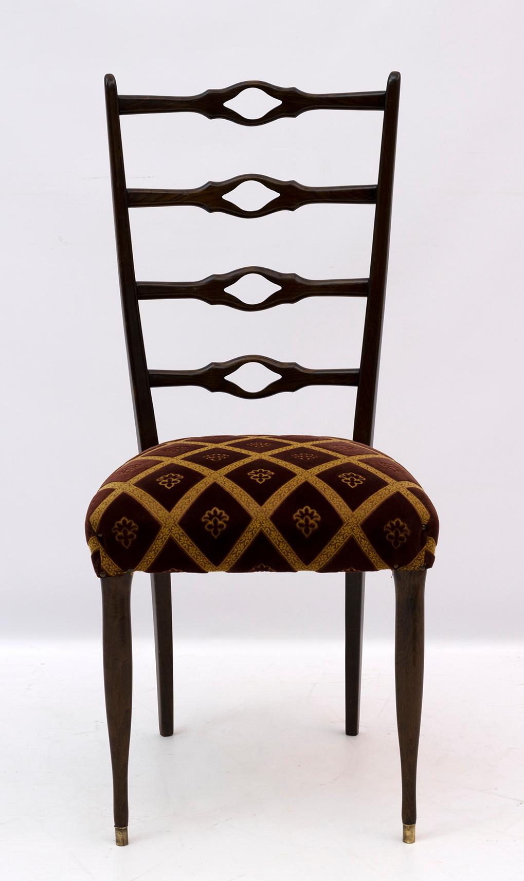 Noyer Six chaises de salle à manger italiennes en noyer de style mi-siècle moderne de Guglielmo Ulrich, années 1950 en vente