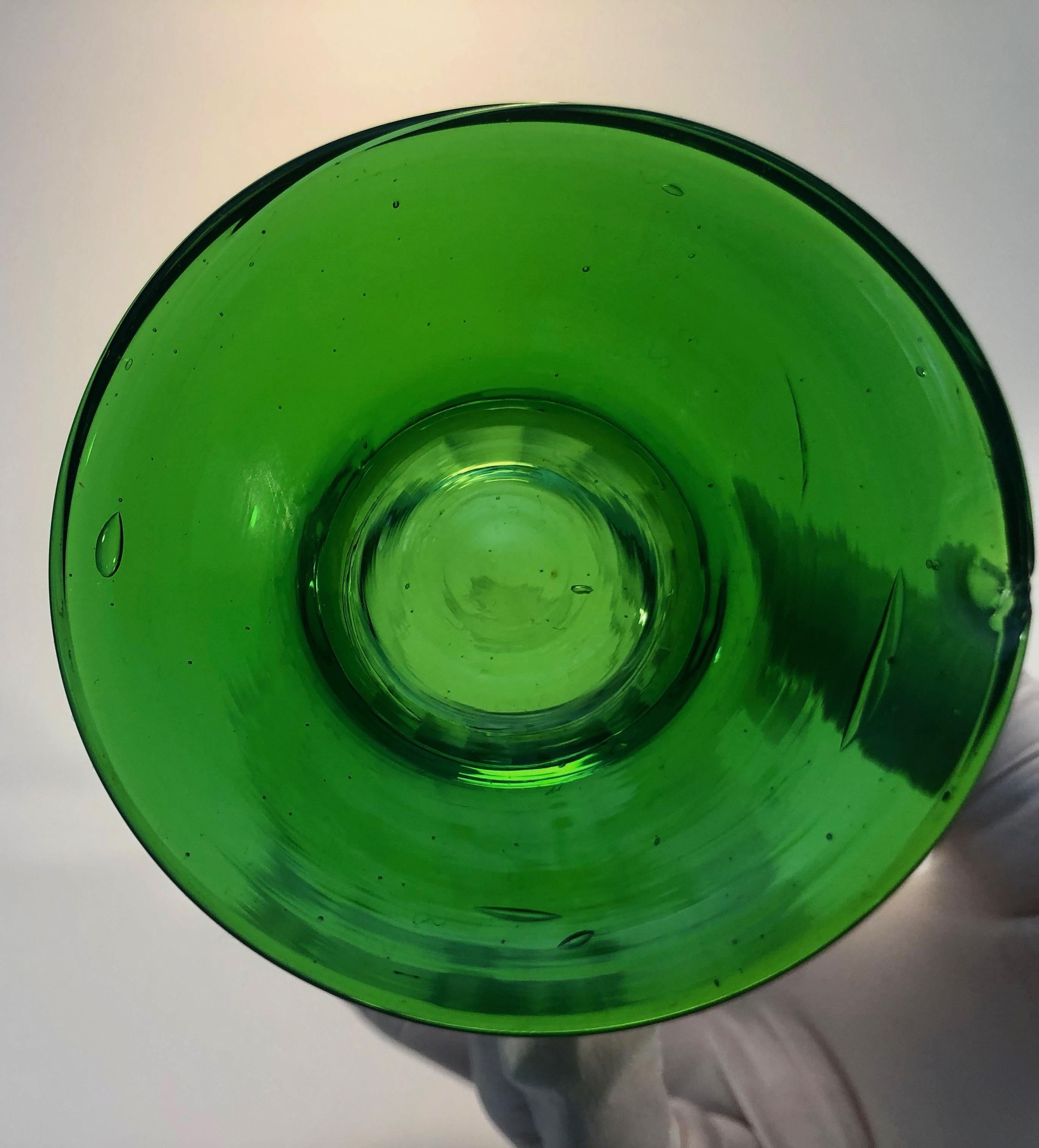 Seis vasos de cerveza soplados a mano de Checoslovaquia, años 20 en venta 7