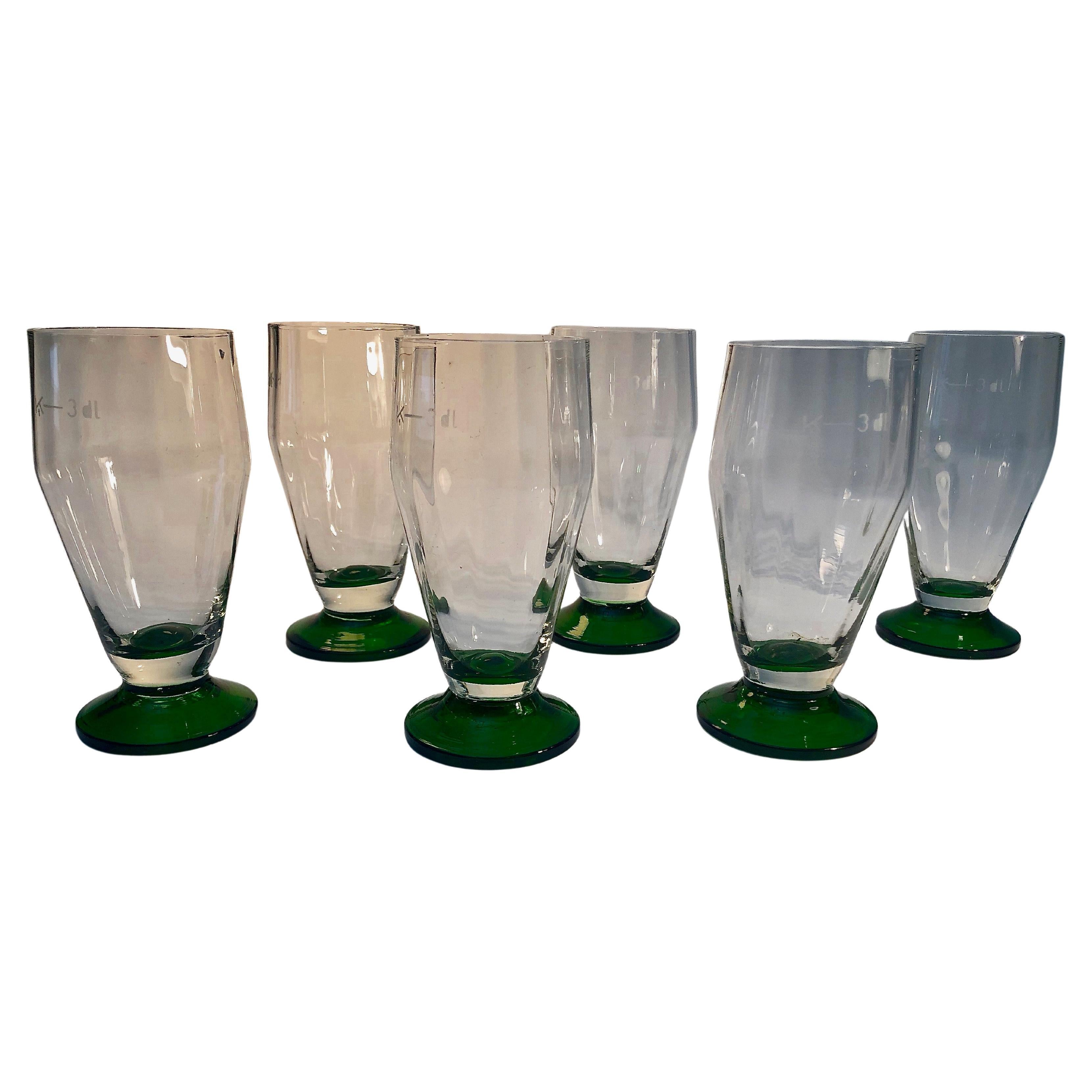 Seis vasos de cerveza soplados a mano de Checoslovaquia, años 20 en venta