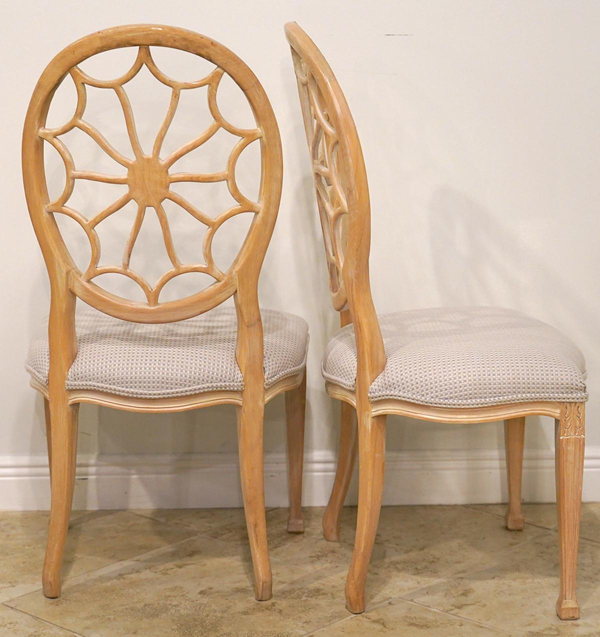 Six Hepplewhite Style White Painted Spiderweb Back Dining Chairs, 20th Century In Good Condition In Ft. Lauderdale, FL