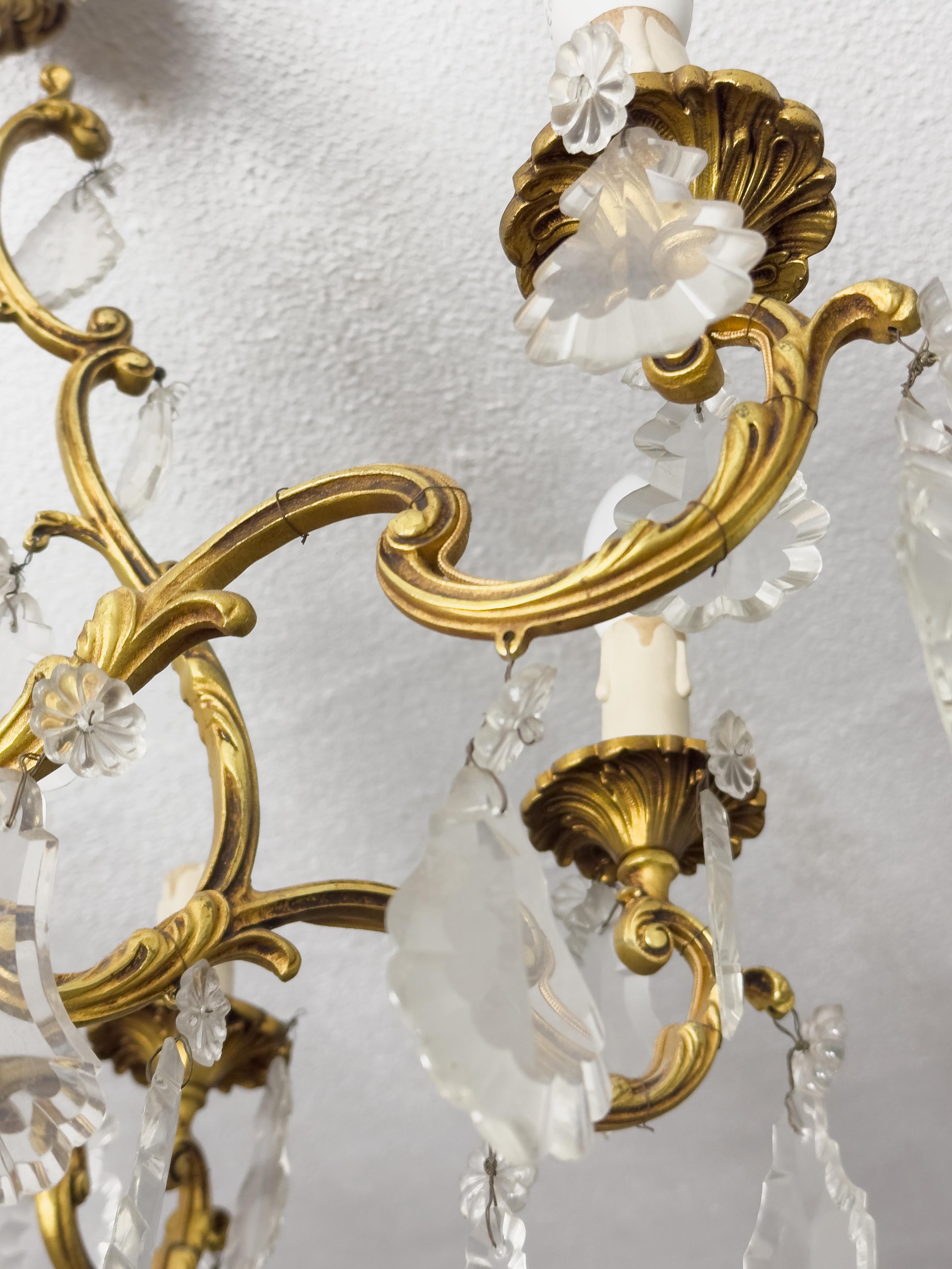 Métal Lustre à six branches en cristal Louis XV, 19e siècle en vente