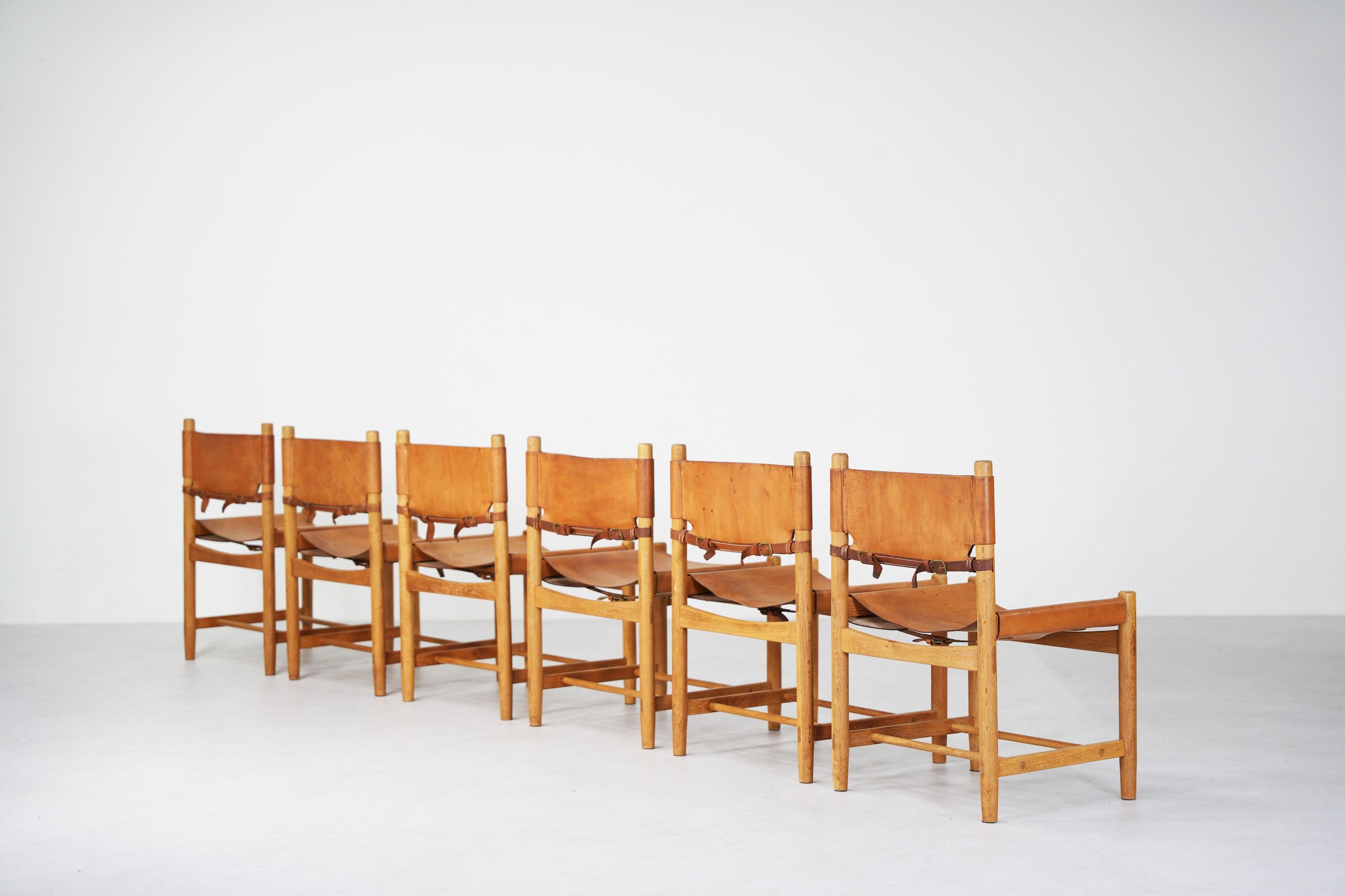 Danish Six Hunting Dining Chairs by Børge Mogensen attr. Frederica, Denmark  For Sale