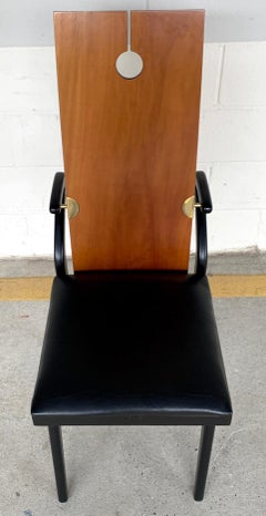 Six fauteuils emblématiques Pierre Cardin à dossier en forme de trou de serrure n°26406