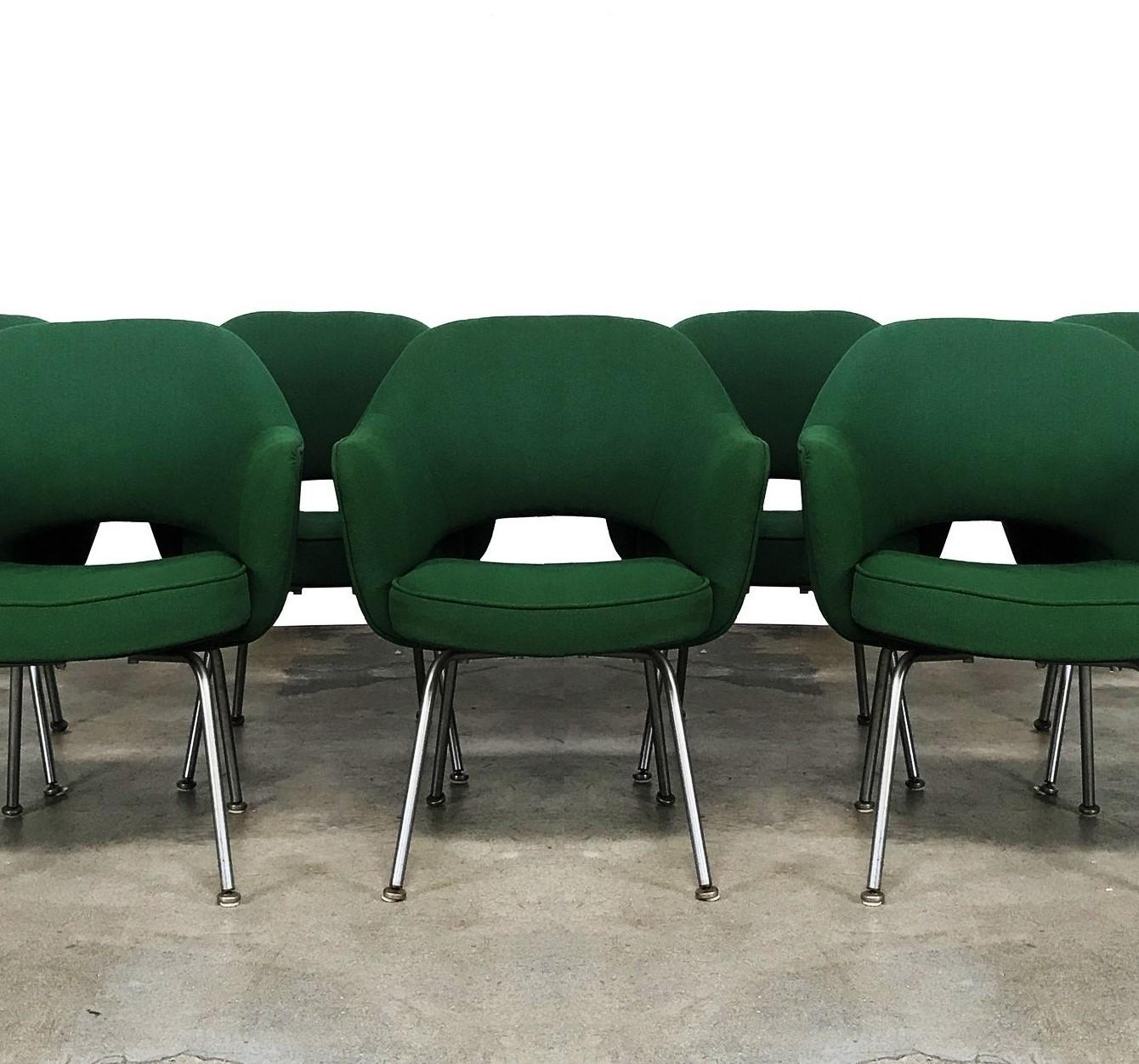 Mid-Century Modern Six Iconic Saarinen Green Executive Chairs by Knoll