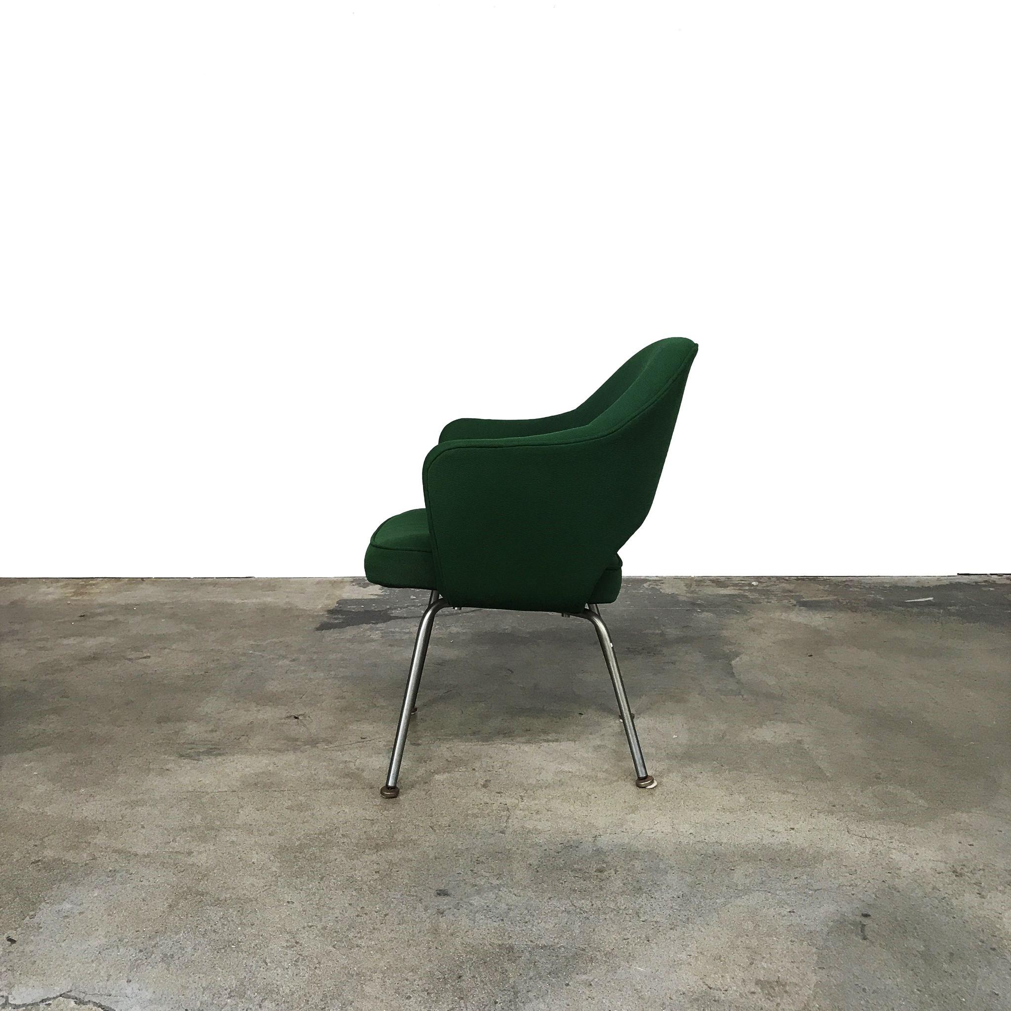 Six Iconic Saarinen Green Executive Chairs by Knoll 1