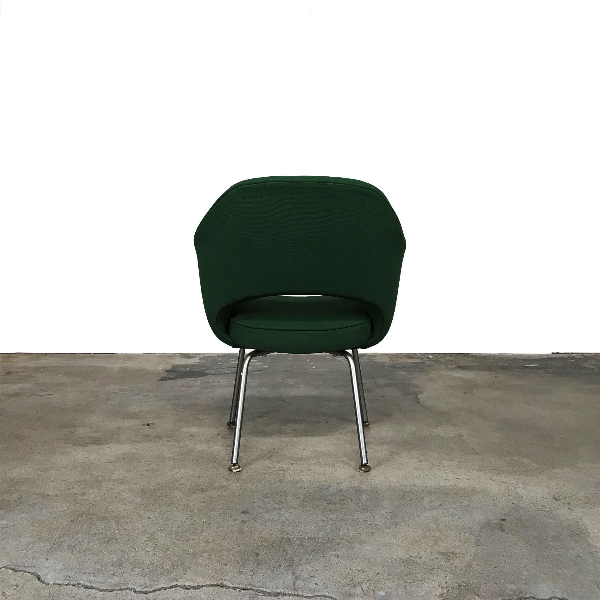 Six Iconic Saarinen Green Executive Chairs by Knoll 2
