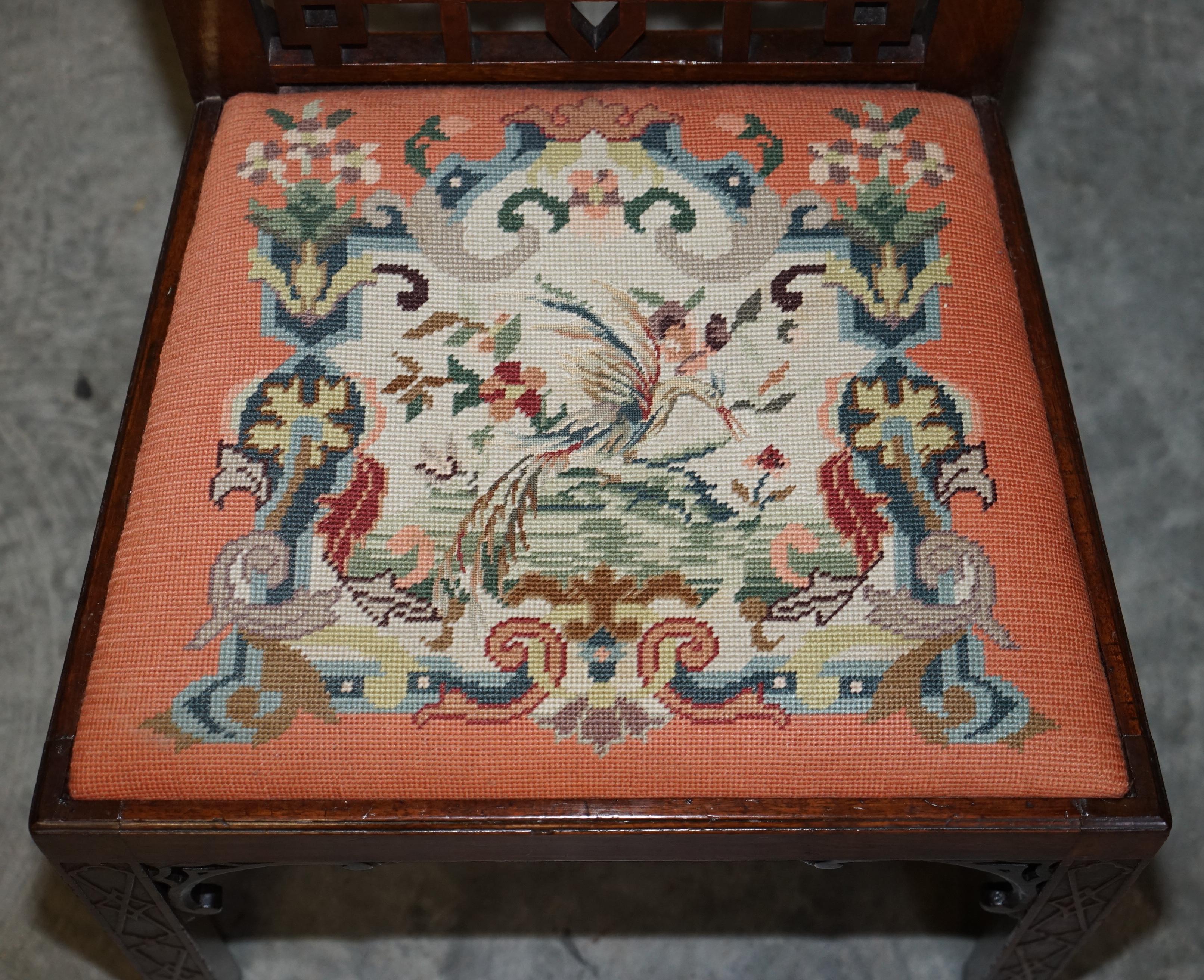 Sechs Imporatant George III. 1760 Thomas Chippendale Chinesische Pagoden-Esszimmerstühle im Angebot 10