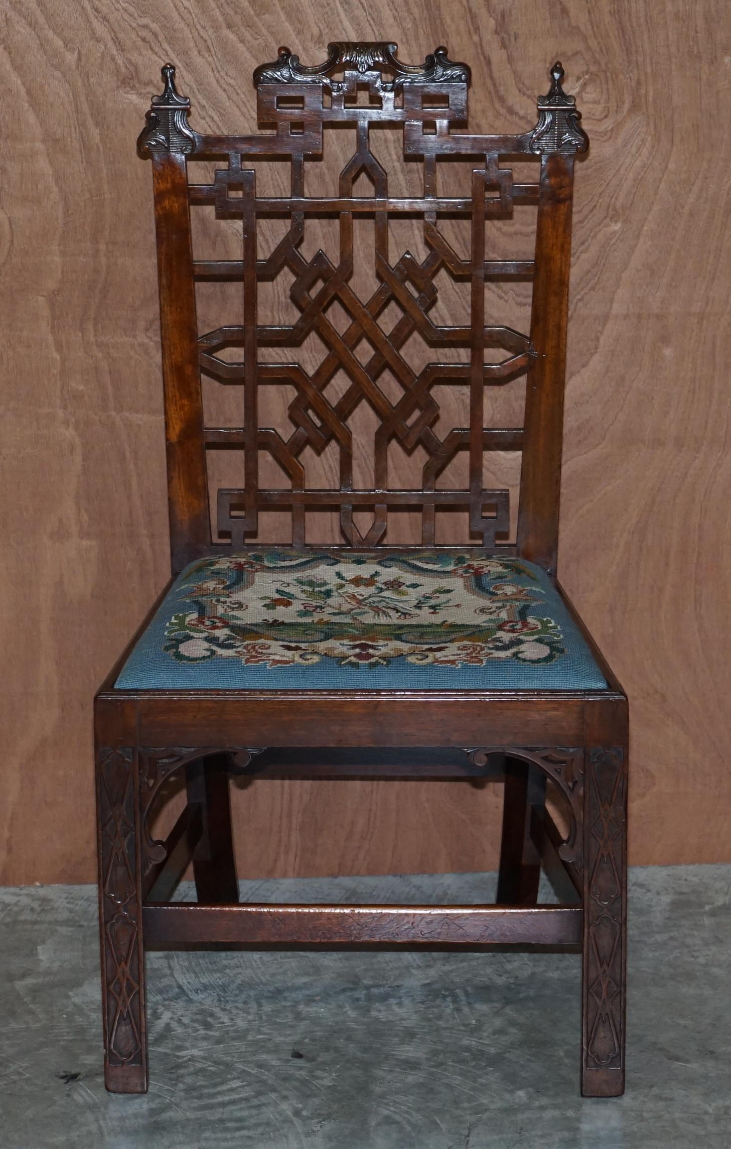 Sechs Imporatant George III. 1760 Thomas Chippendale Chinesische Pagoden-Esszimmerstühle (Englisch) im Angebot
