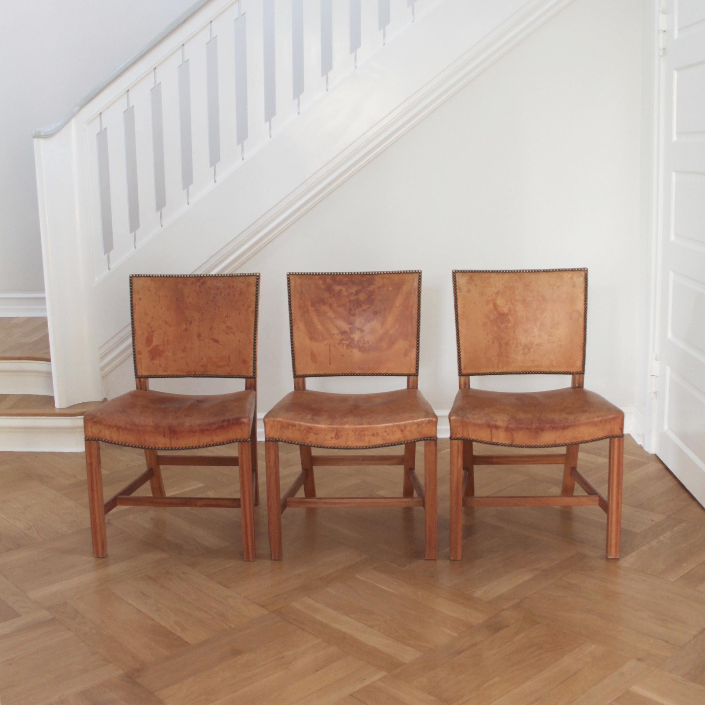 Six Kaare Klint Red Chairs, Mahogany and Original Niger Leather 4