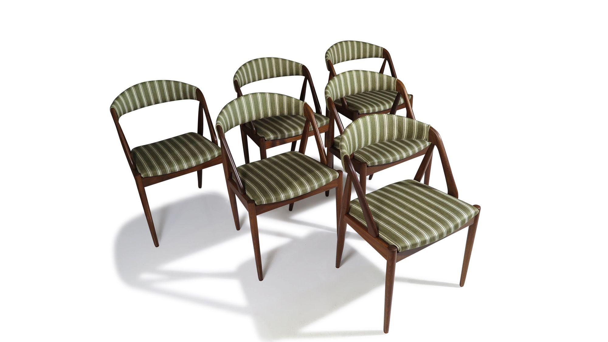 Chaises de salle à manger en noyer de Kai Kristiansen, modèle 31 pour Schou Andersen, vers 1955, Danemark. Ces chaises de salle à manger offrent un confort et un soutien dorsal exceptionnels. Les sièges sont construits avec des cadres en bois