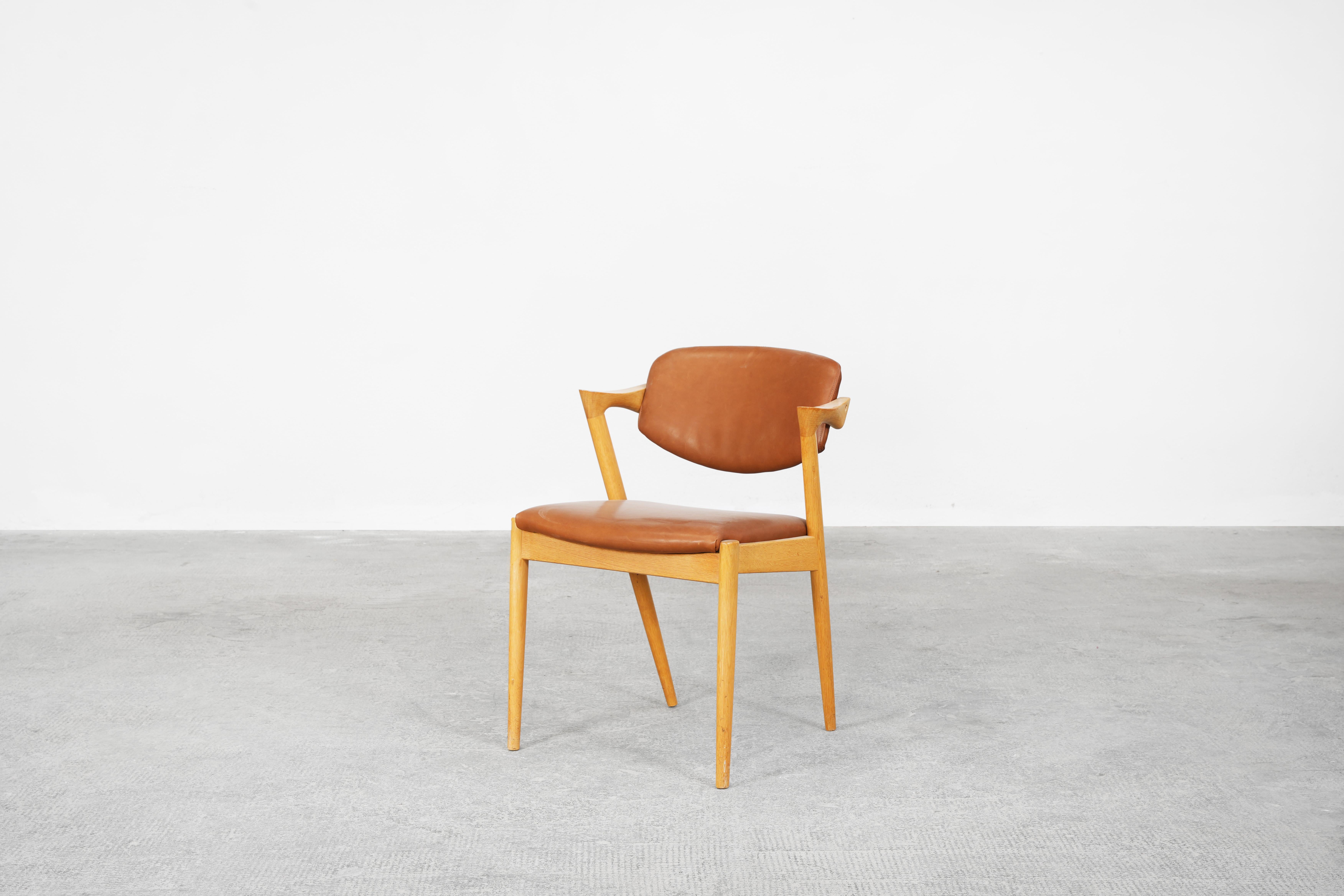 20ième siècle Six chaises de salle à manger Kai Kristiansen en chêne, nouvelle tapisserie S. Andersen en vente