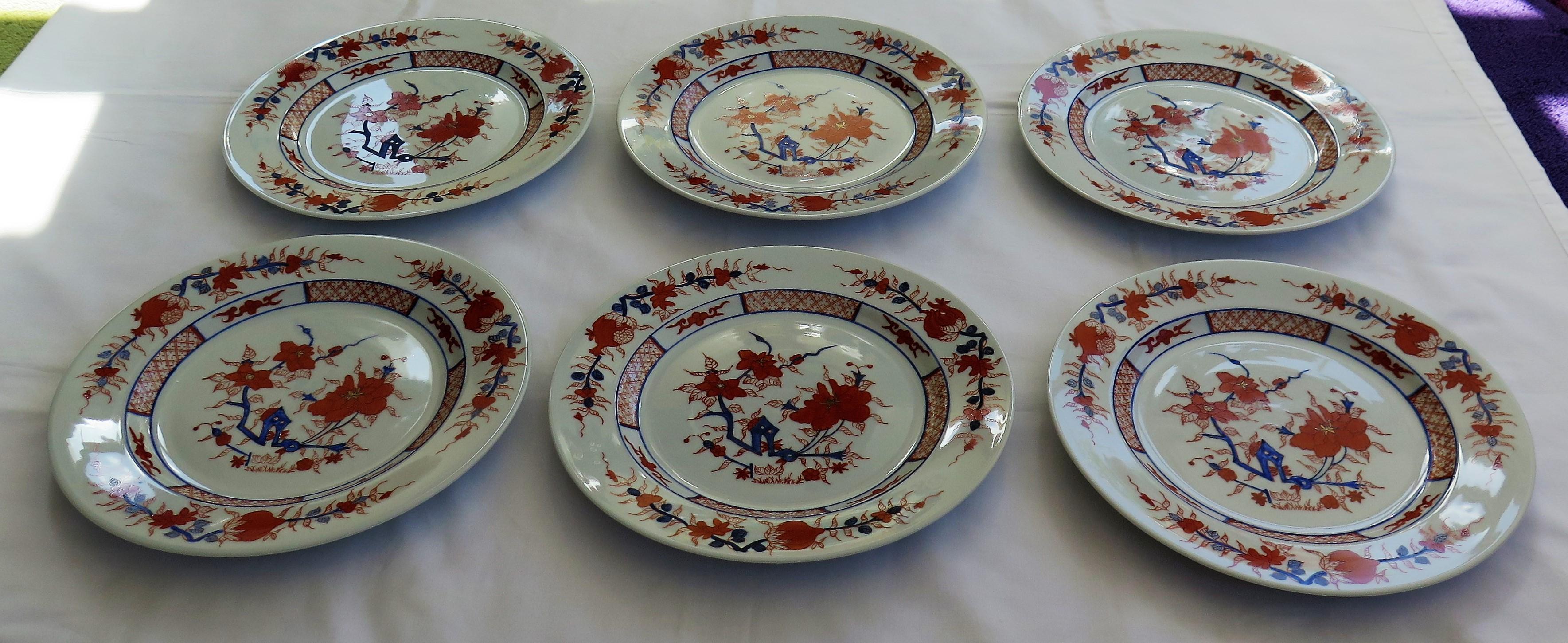 Hand-Painted SIX Large Chinese Export Dinner Plates Porcelain hand painted, Mid-20th Century