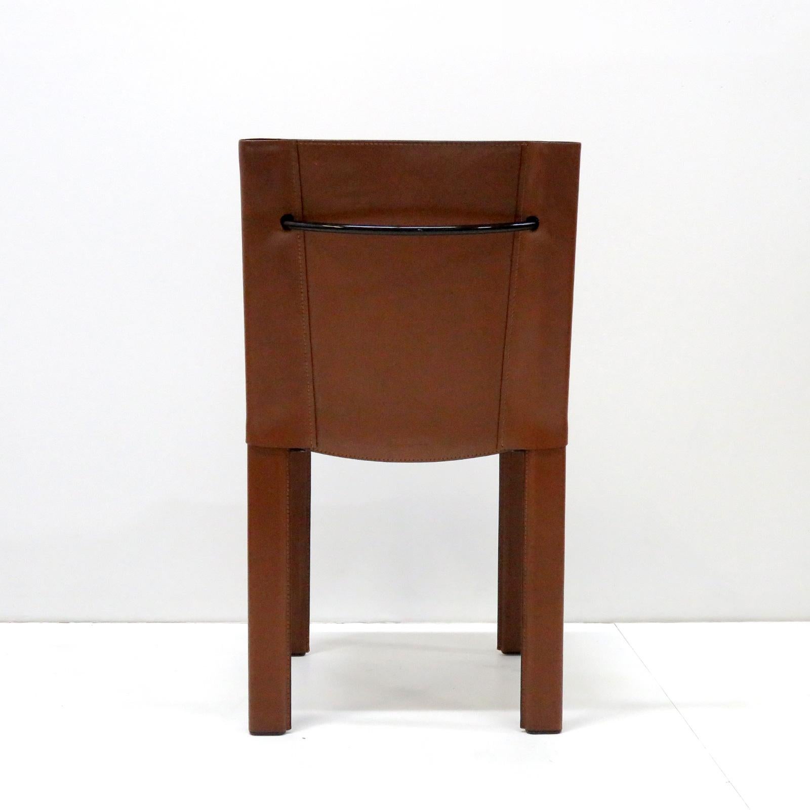 Fin du 20e siècle Six chaises à manger en cuir 