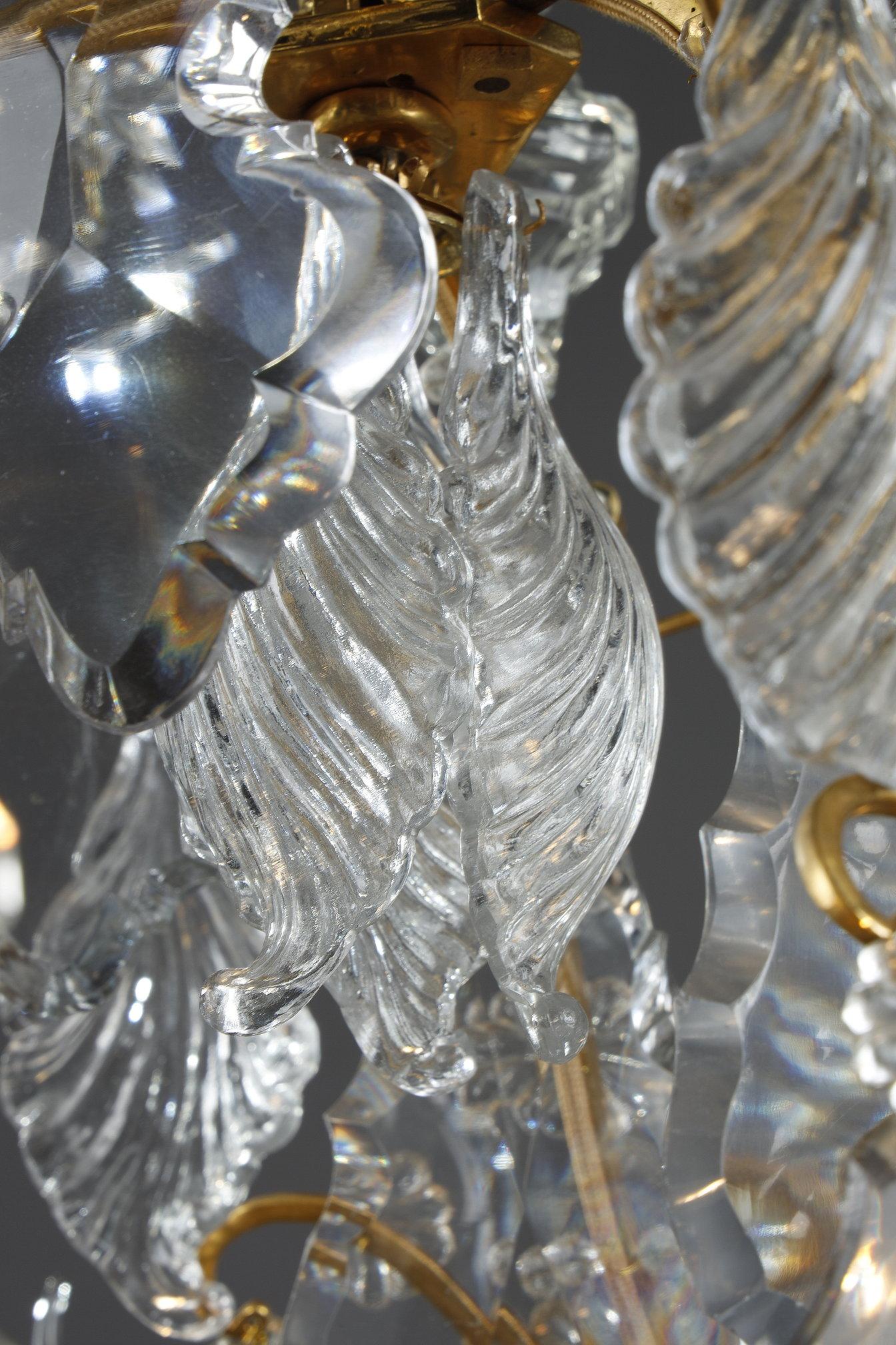 Sechsflammiger Käfig-Kronleuchter aus vergoldeter Bronze mit geschliffenen Kristall-Anhängern und Taggers im Angebot 8