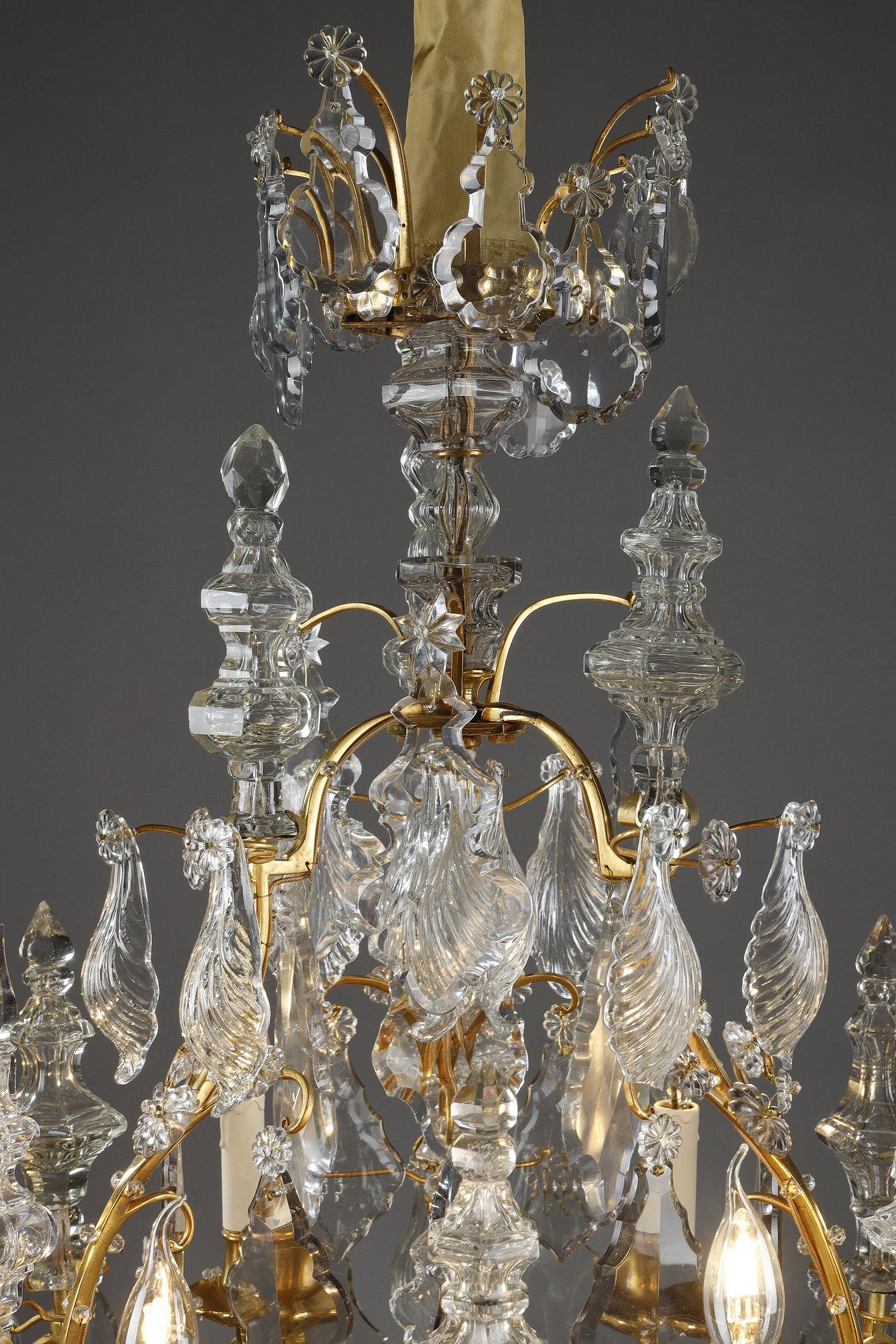 Bronze Six-light gilt bronze cage Chandelier with cut crystal pendants and daggers For Sale