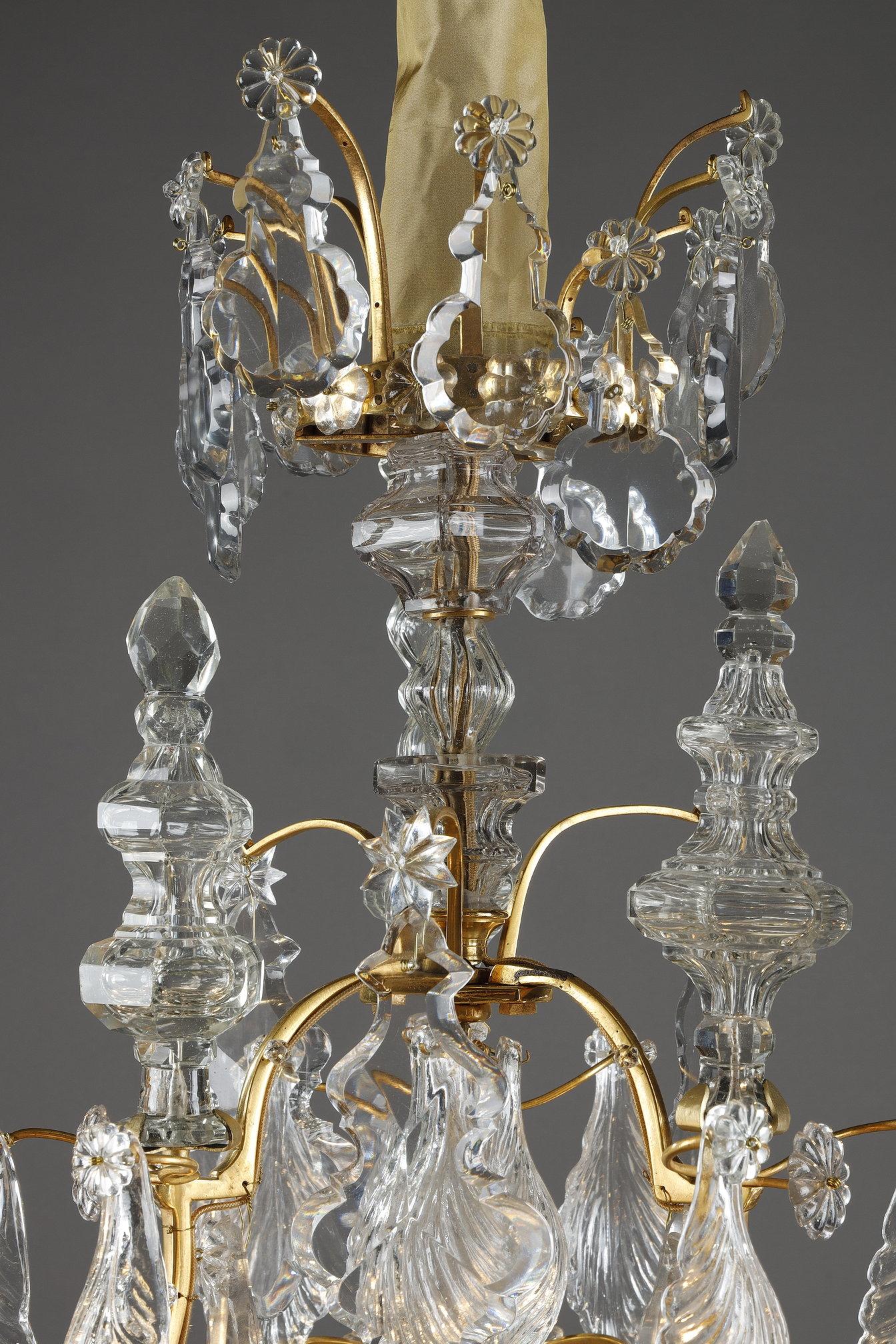 Six-light gilt bronze cage Chandelier with cut crystal pendants and daggers For Sale 1
