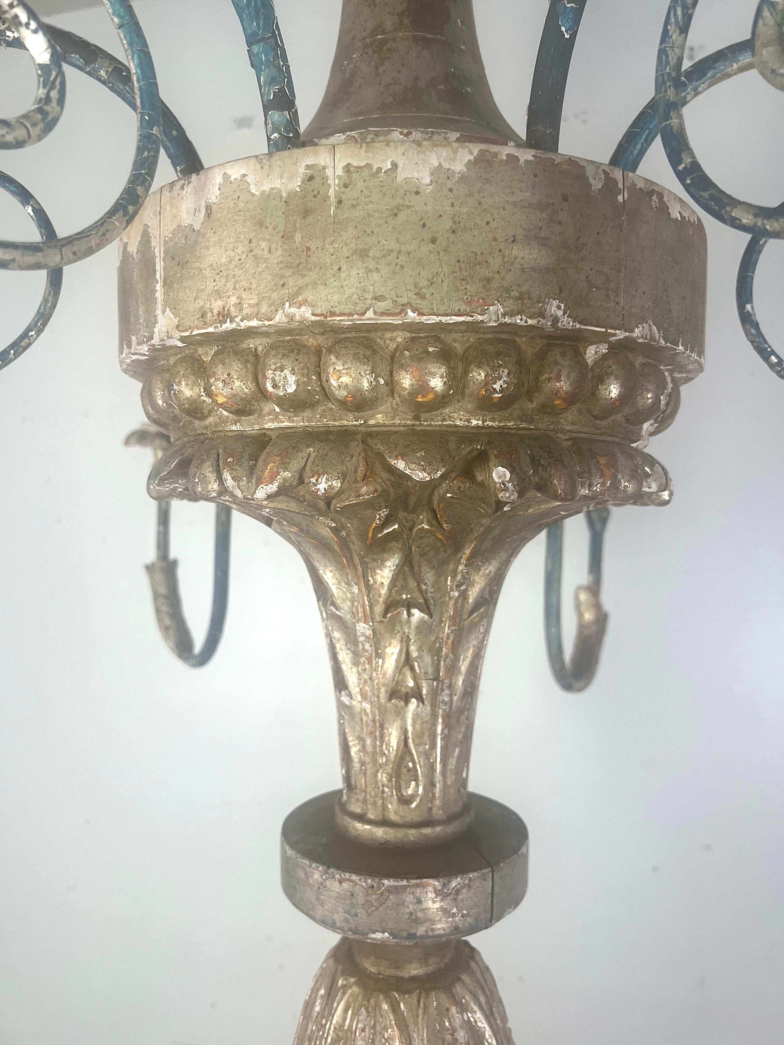 Americano Lampadario a sei luci in legno argentato in stile italiano in vendita