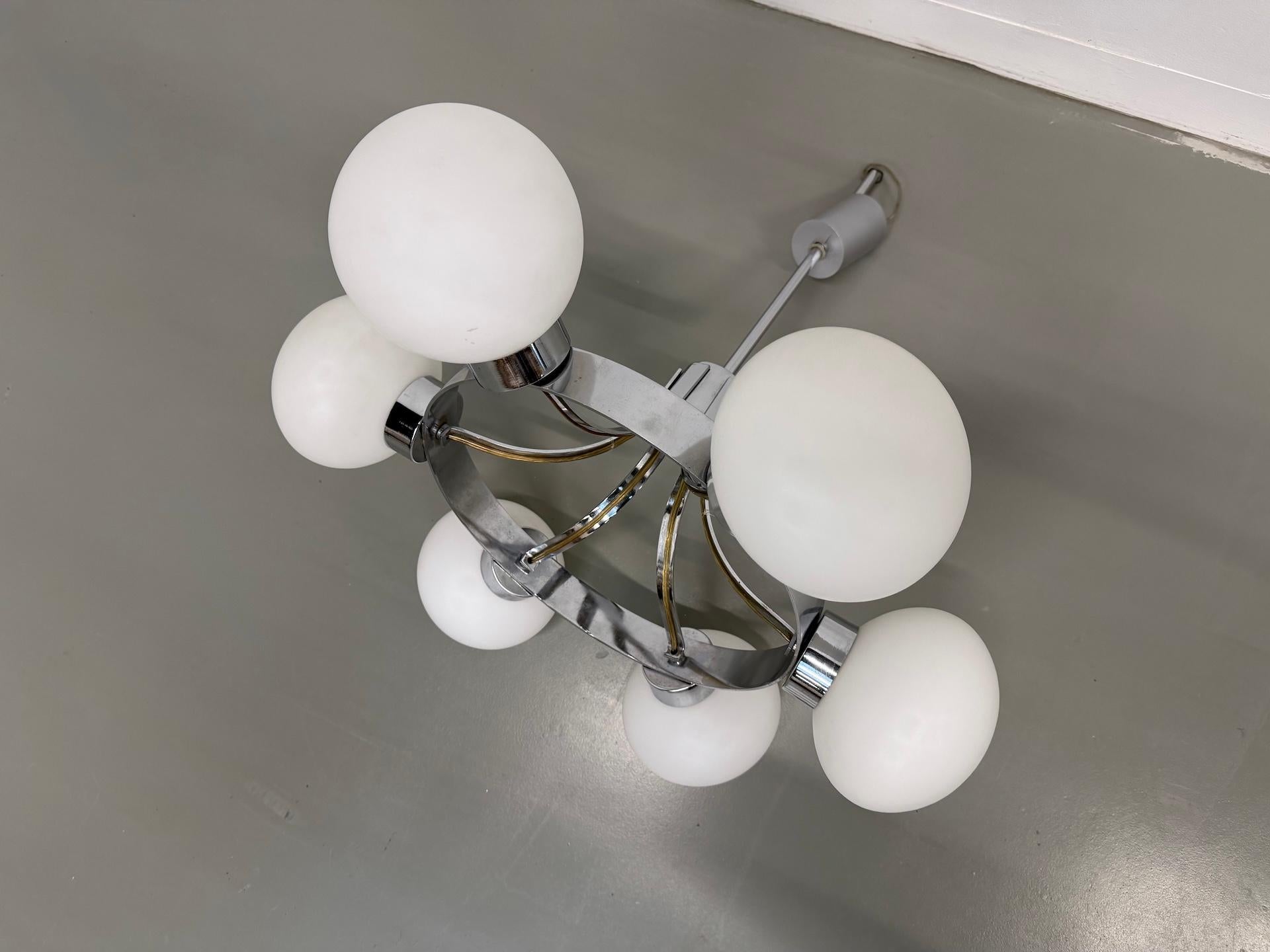 Lampe suspendue à six lumières CIRCA Gaetano Scolari pour Guzzini, Italie, vers 1970 en vente 7