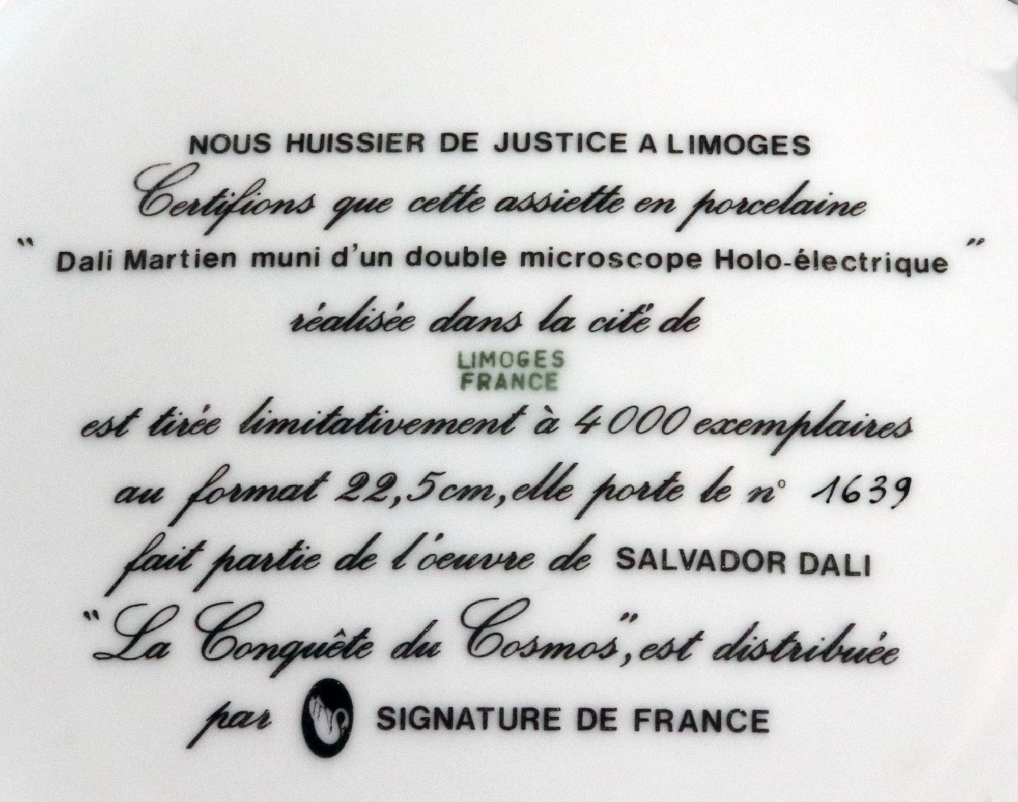 Six assiettes de cabinet en porcelaine de Limoges imprimées par transfert conçues par Salvador Dali en vente 8