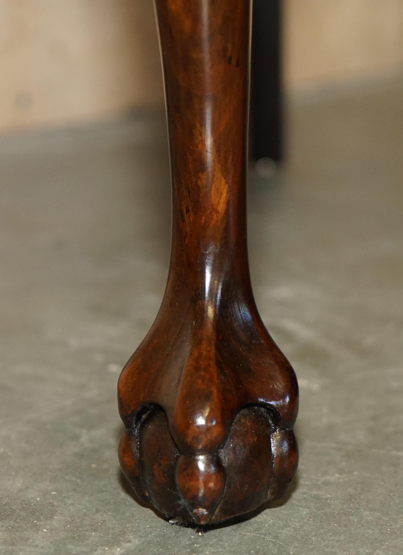 SIX LOVELY VINTAGE HAND CARVED CLAW & BALL CABRIOLET LEG HARDWOOS DINING CHAIRs For Sale 2