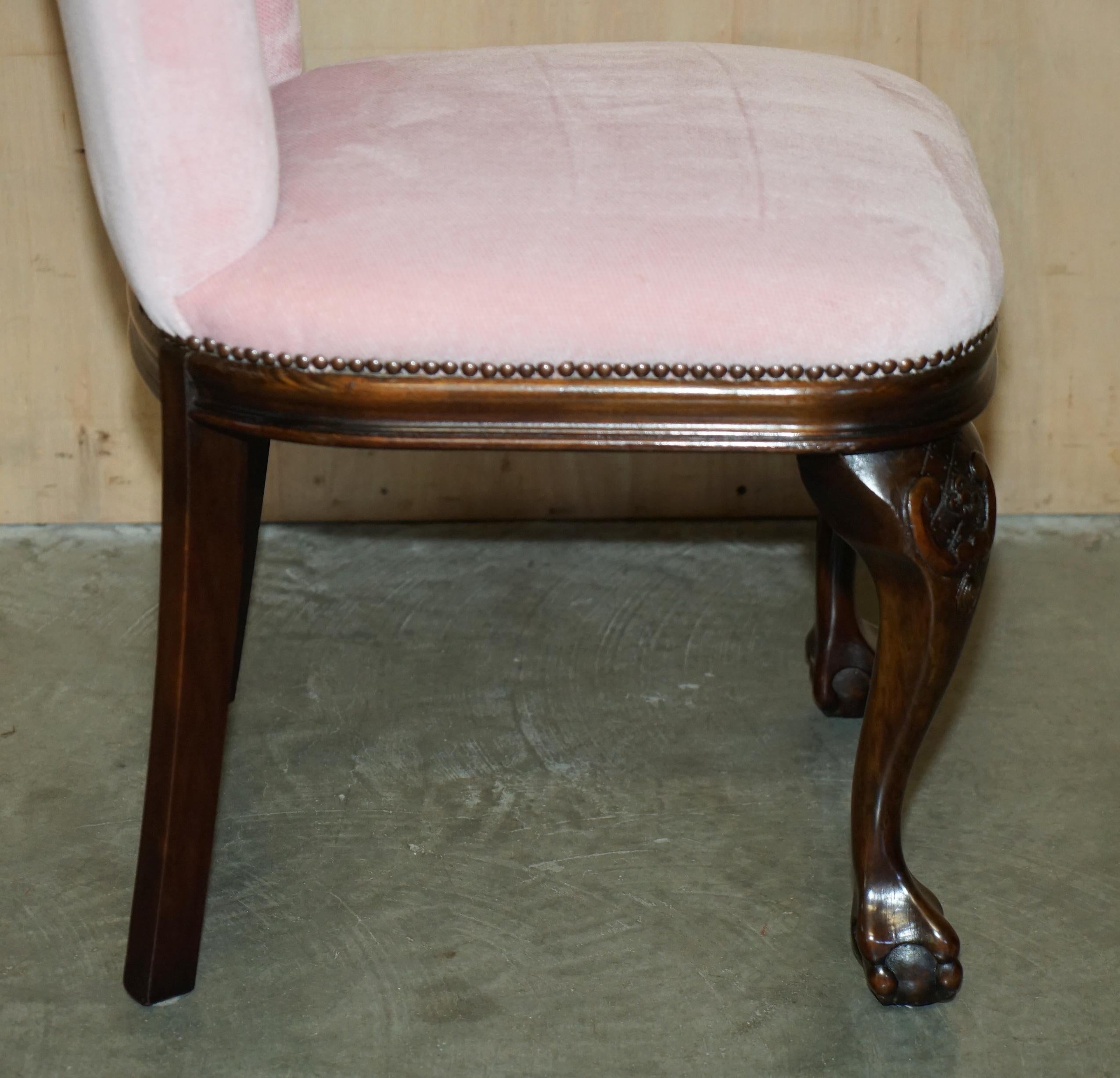 SIX LOVELY VINTAGE HAND CARVED CLAW & BALL CABRIOLET LEG HARDWOOS DINING CHAIRs For Sale 4