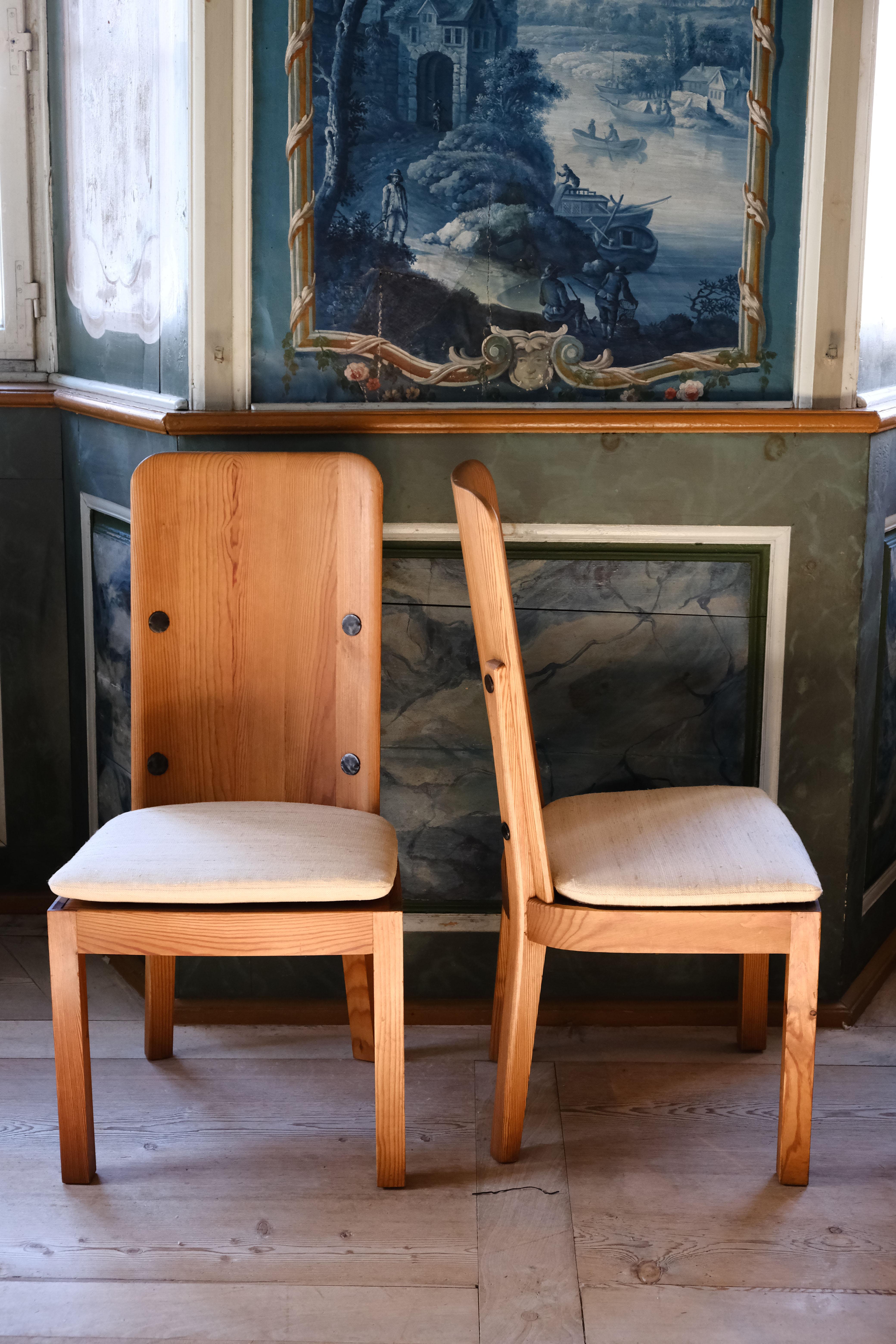 Sechs Lovö-Stühle aus nordischer Kiefer von Axel Einar Hjorth (Mitte des 20. Jahrhunderts) im Angebot