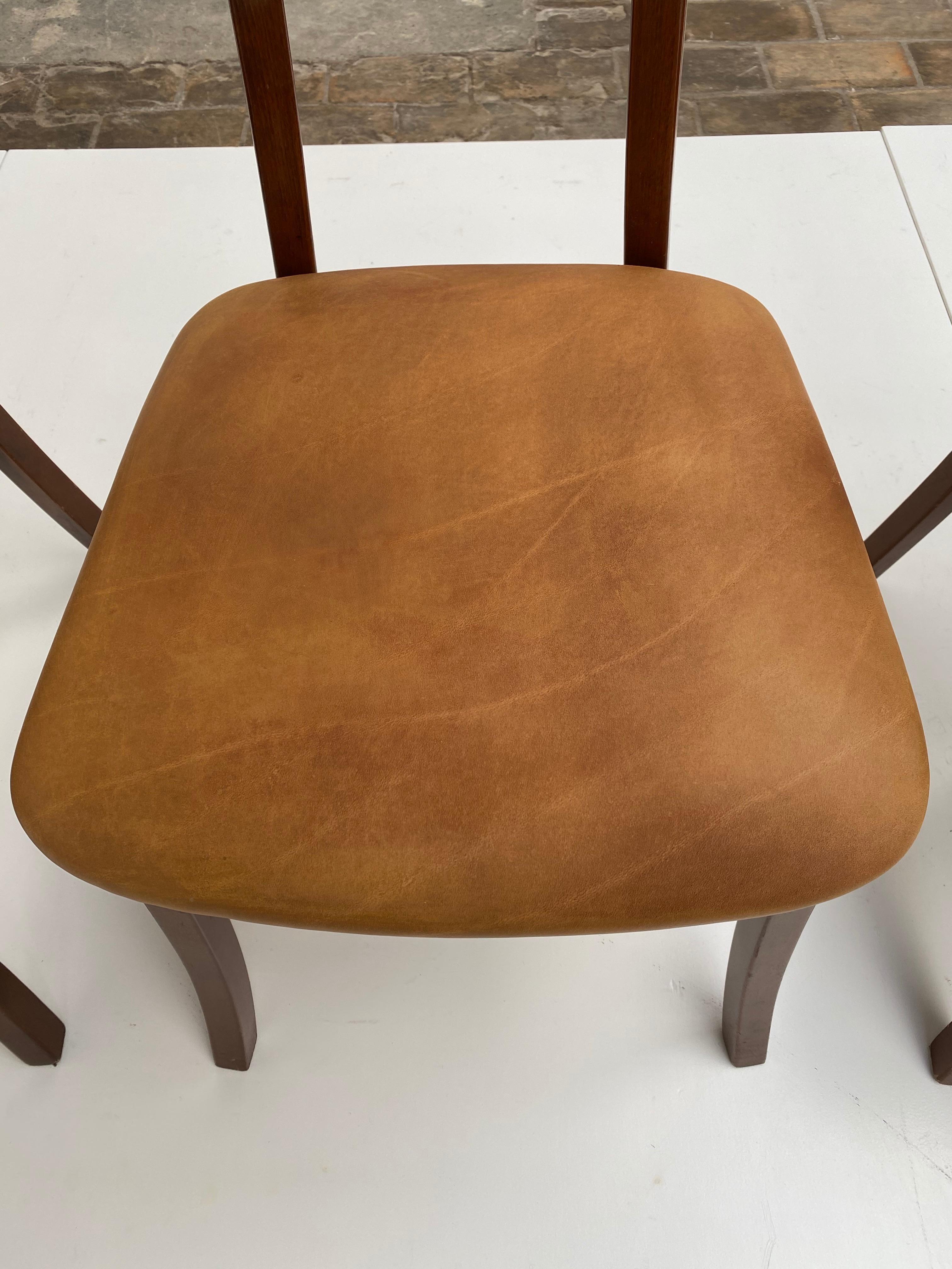 Six walnut  & Leather Mangiarotti 'S11' Dining Chairs, Sorgente Dei Mobili 1972 For Sale 7
