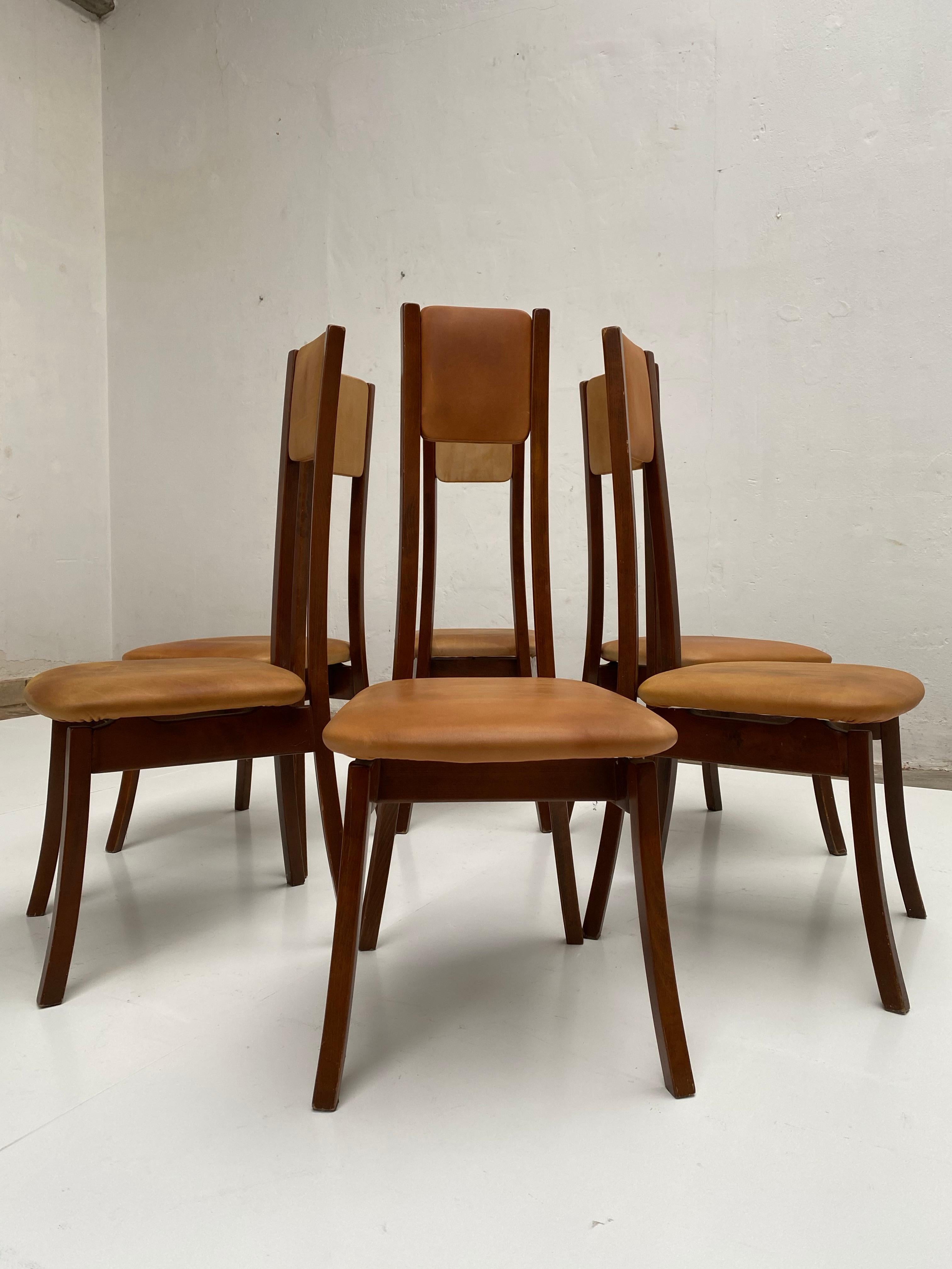 Six walnut  & Leather Mangiarotti 'S11' Dining Chairs, Sorgente Dei Mobili 1972 For Sale 8