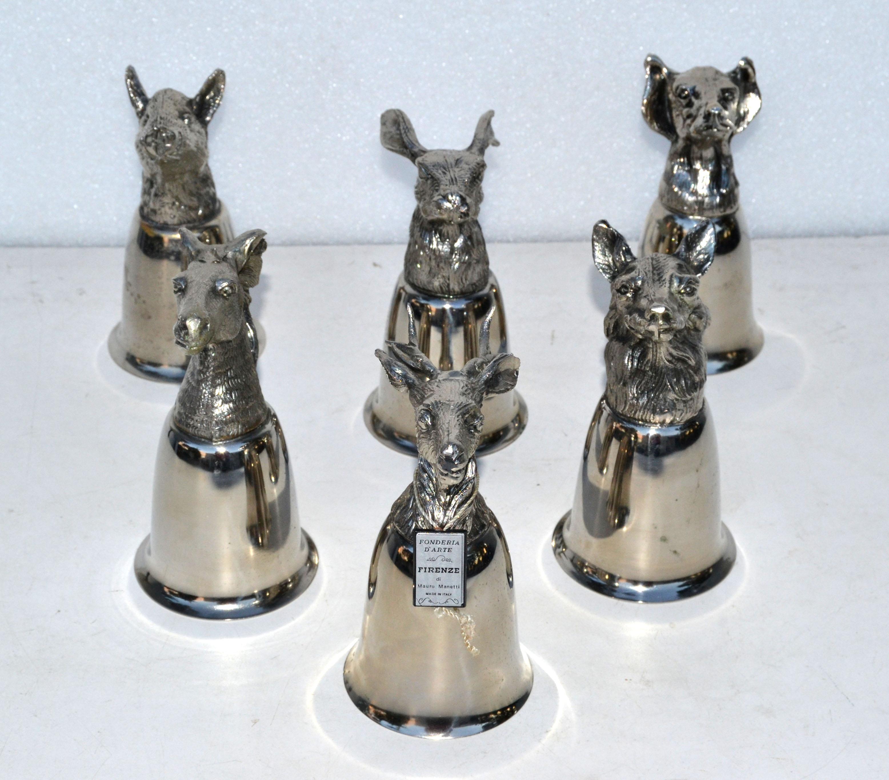 Sechs versilberte Mauro Manetti-Tierköpfe mit Tierköpfen und Steigbügeln, hergestellt in Italien (Metall) im Angebot