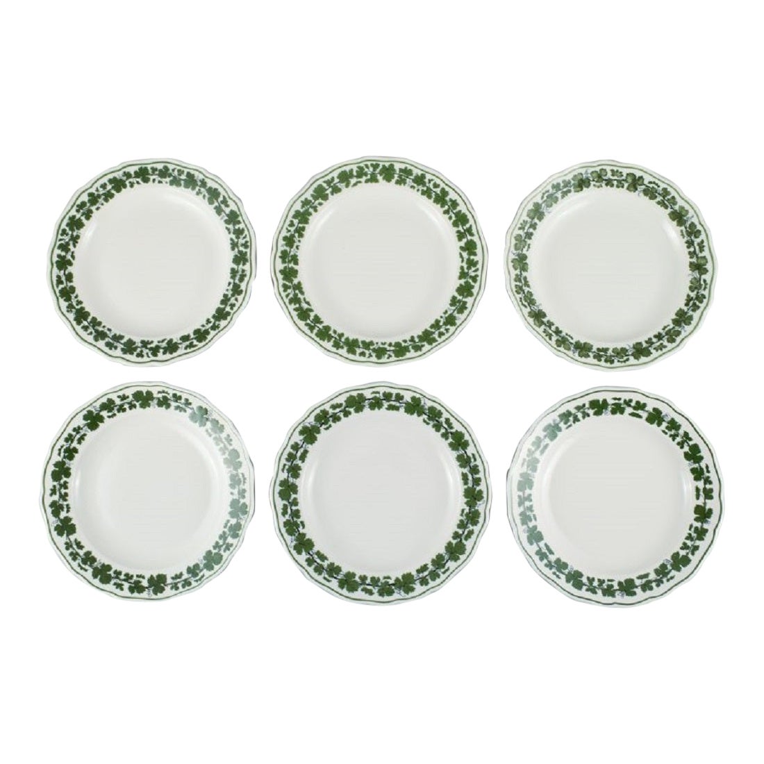 Six Meissen Green Ivy Vine Dinner Plates in Hand-Painted Porcelain, 1940s