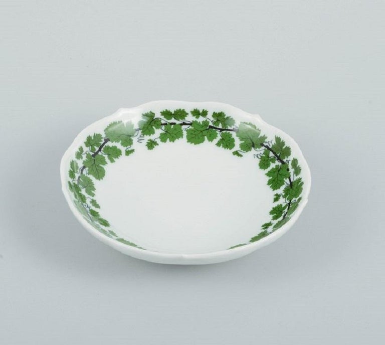 Six Meissen Green Ivy Vine Leaf Coffee Cups with Saucers in Porcela For