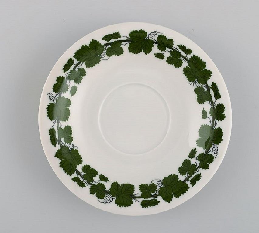 Six Meissen Green Ivy Vine Leaf Coffee Cups with Saucers in Porcelain In Excellent Condition In Copenhagen, DK