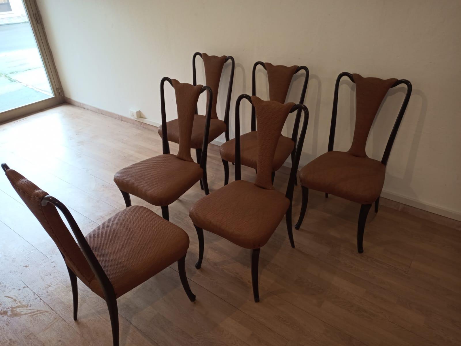 Vittorio Dassi chairs 1950

Subject: Vittorio Dassi chairs
Period: mid-20th century
Style: Mid century modern
Origin: Northern Italy
Description:
Gorgeous Vittorio Dassi chairs in perfect condition.

Made in Brianza in Northern Italy in 1950, they