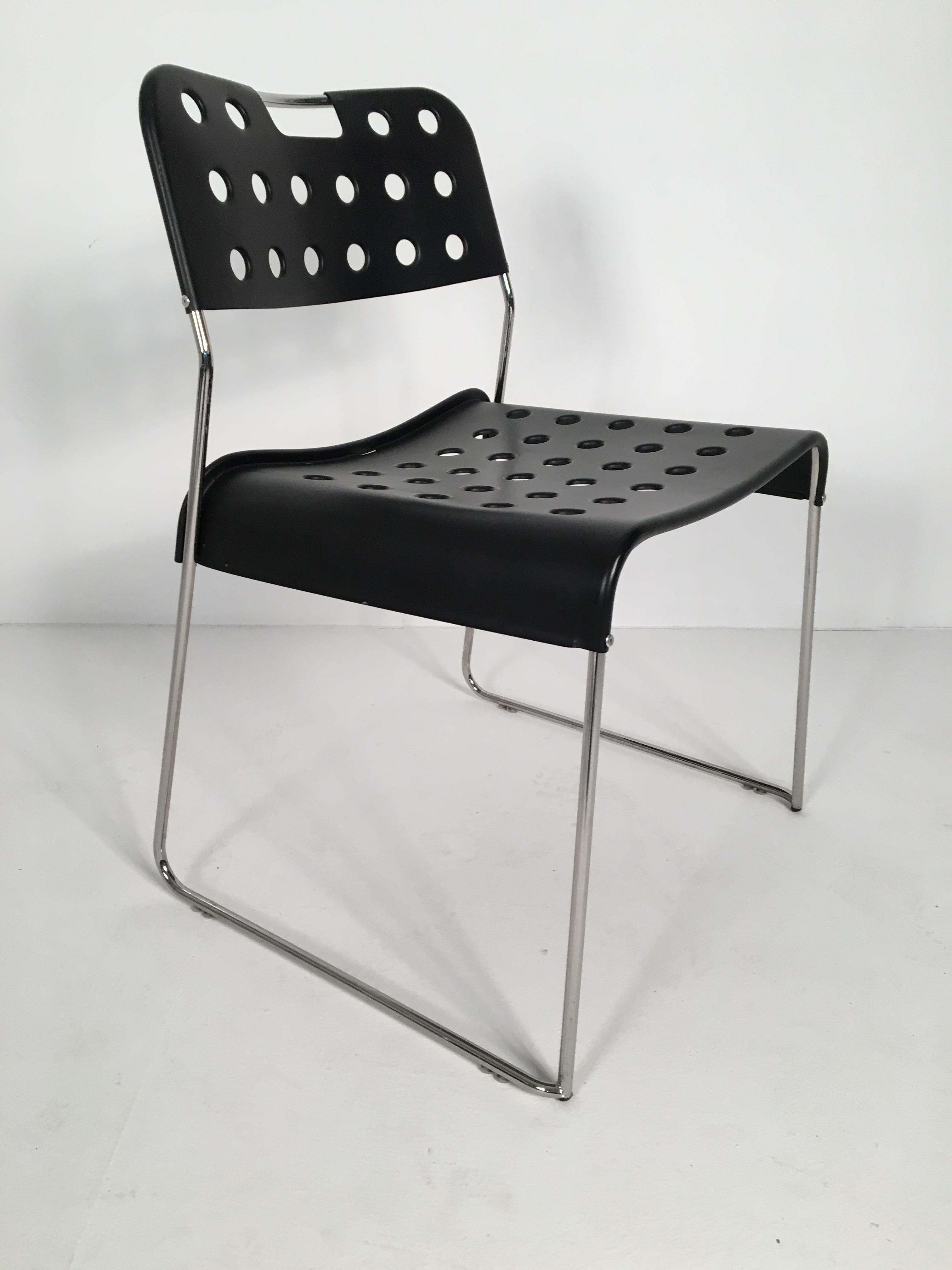 Post-Modern Six Midcentury Black R. Kinsman ‘Omstak’ Chairs for Bieffeplast Italy circa 1970