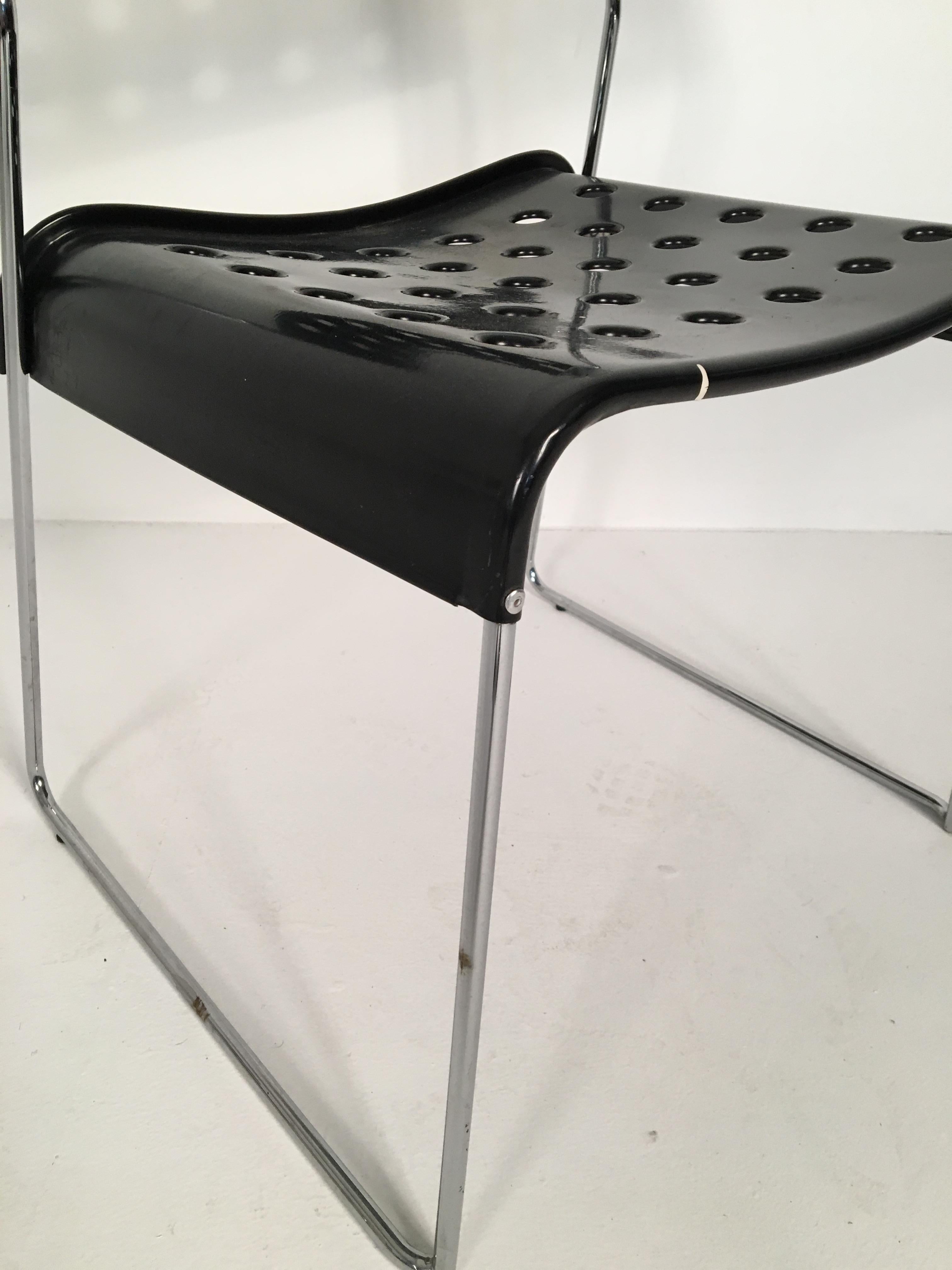 Six Midcentury Black R. Kinsman ‘Omstak’ Chairs for Bieffeplast Italy circa 1970 2