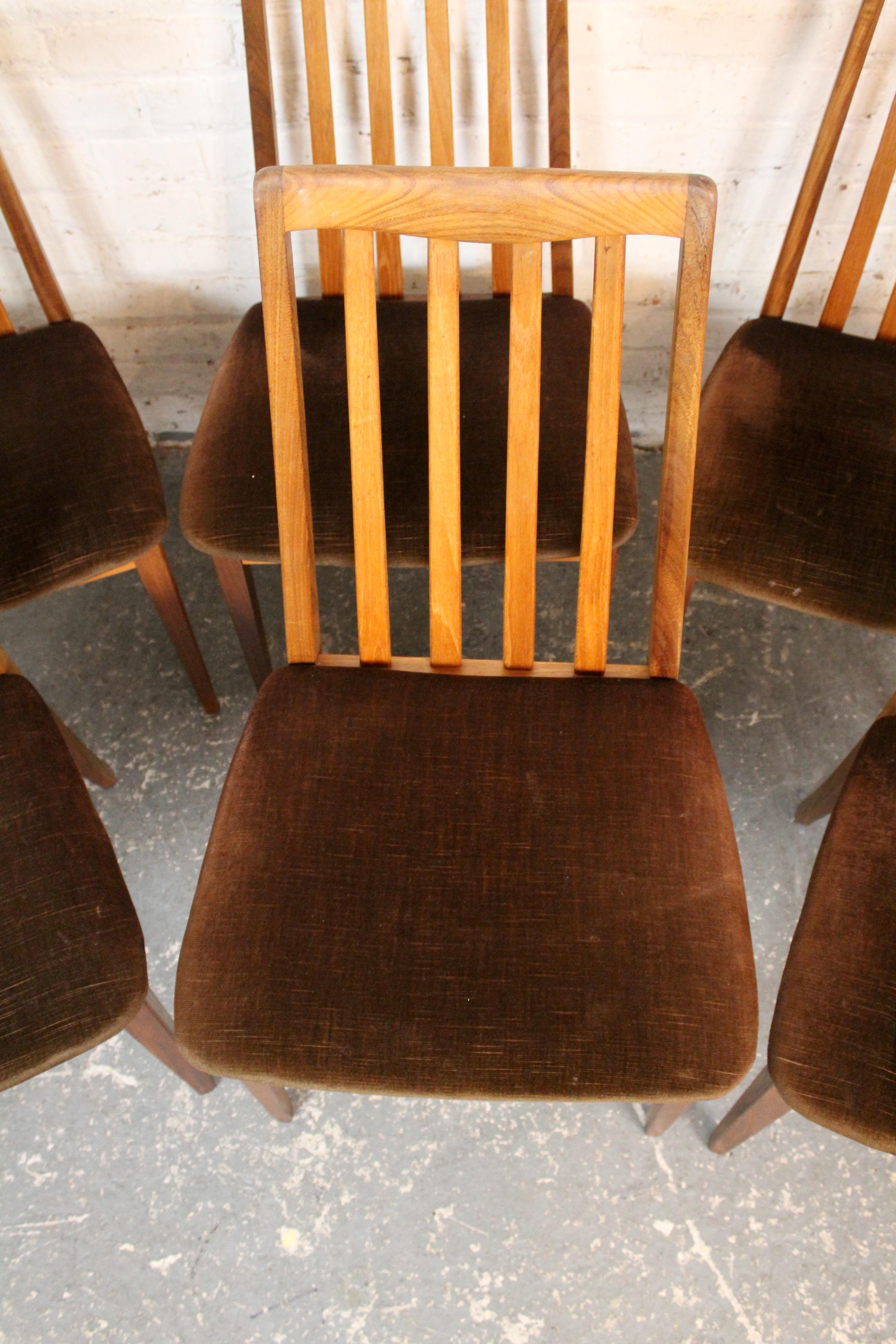 Mid-Century Modern Six chaises de salle à manger britanniques en teck du milieu du siècle par Victor Wilkins pour G-Plan en vente