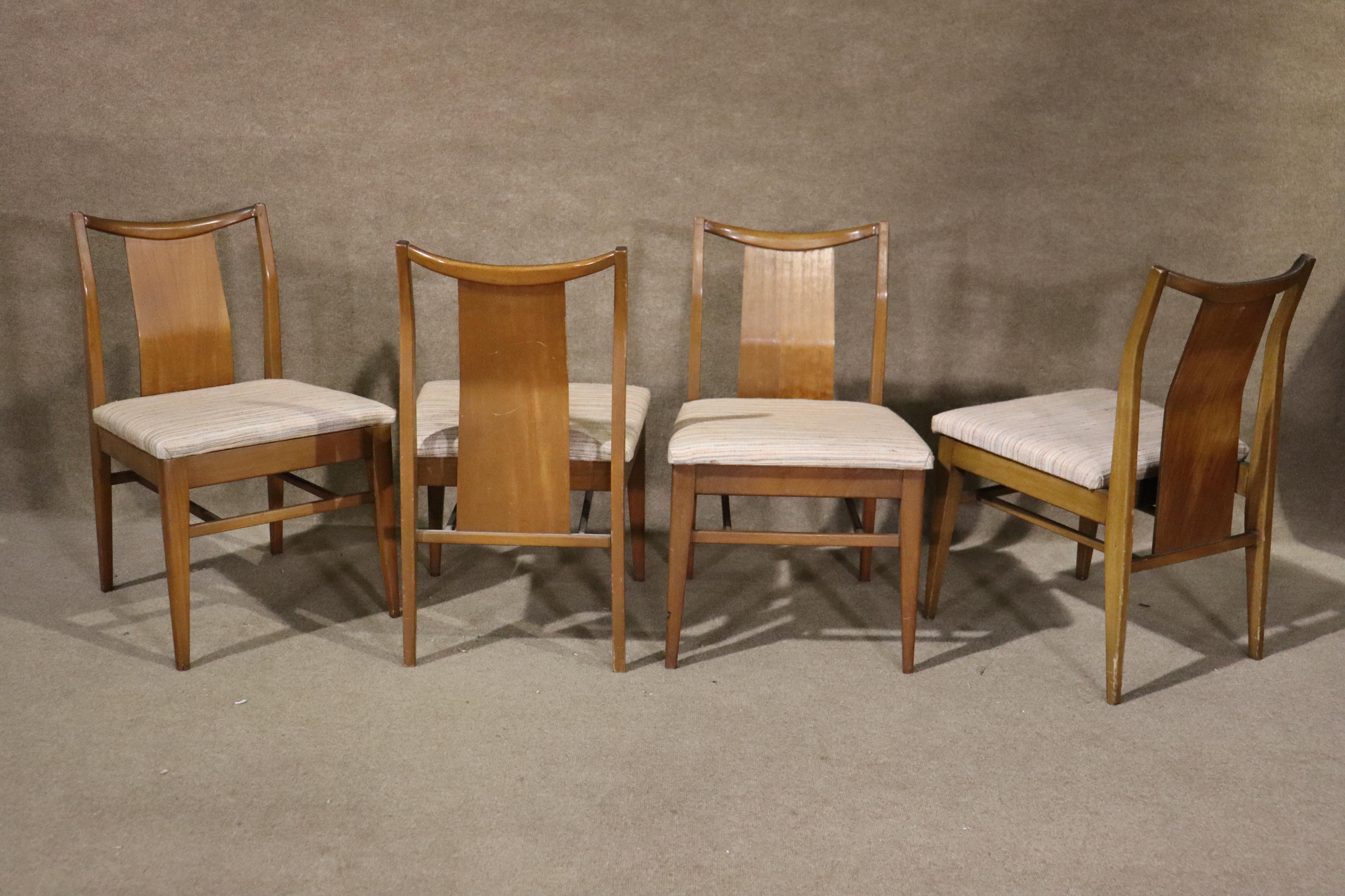 These vintage chairs in walnut are from the 1960s and have great mid-century style and form. Bent backs with sculpted frames.
Arm chair: 32h, 23w, 22d
Side chair: 32h, 19w, 21d
Please confirm location NY or NJ