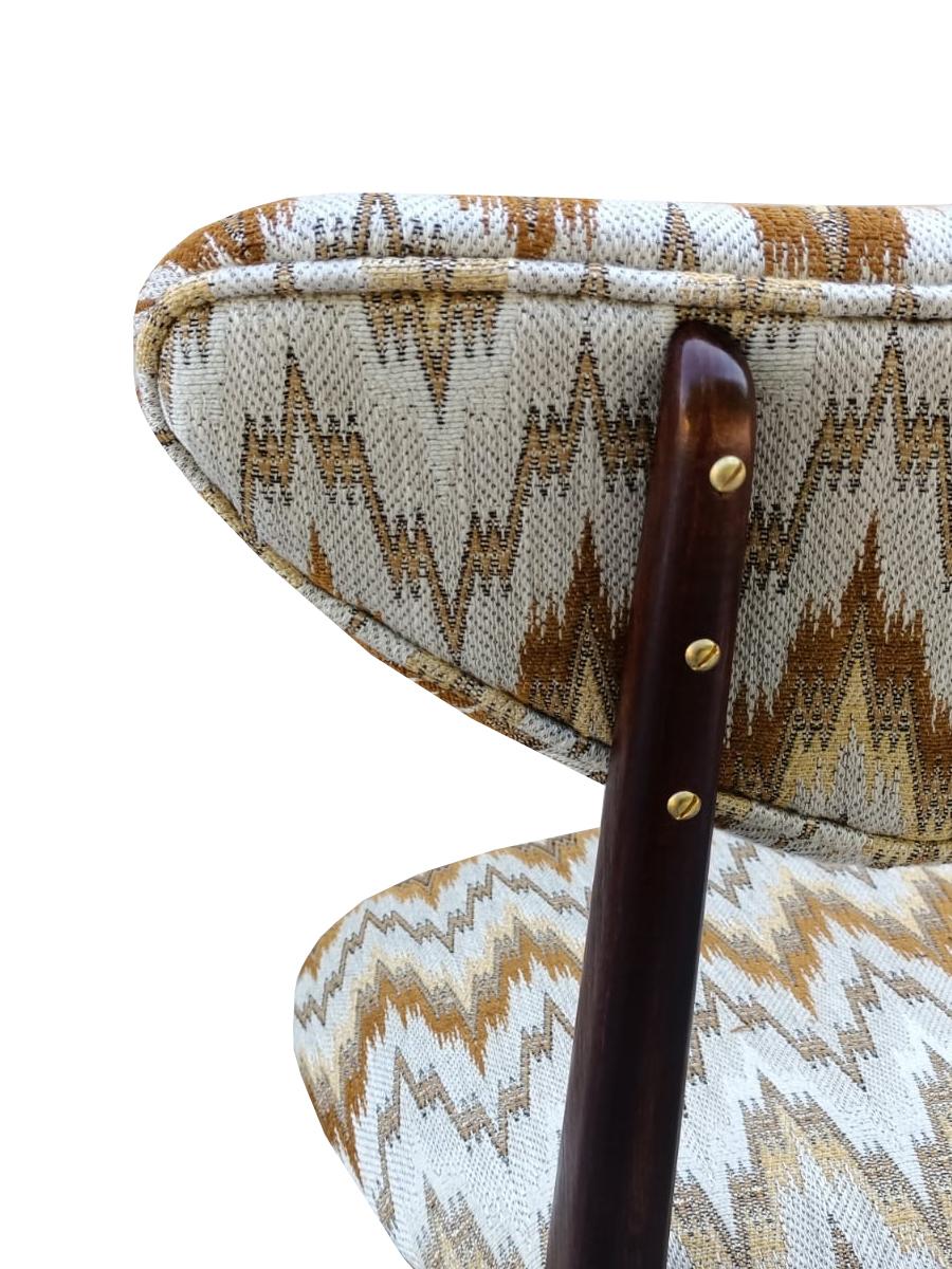 Hand-Crafted Six Mid Century Heart Chairs, Yellow Gaston Daniela Jacquard, Europe 1960s For Sale