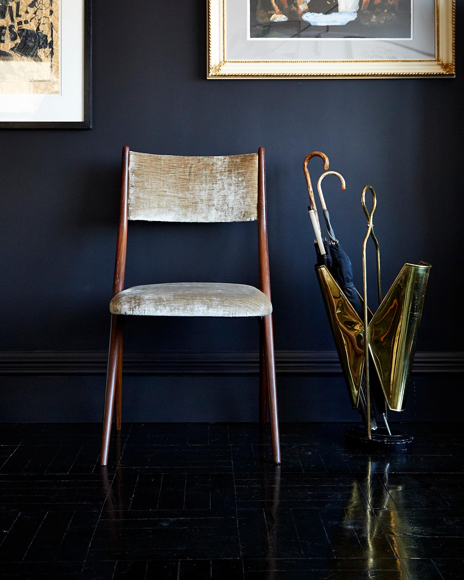 Four Mid-Century Modern Italian Scissor Shape Mahogany and Velvet Dining Chairs For Sale 3