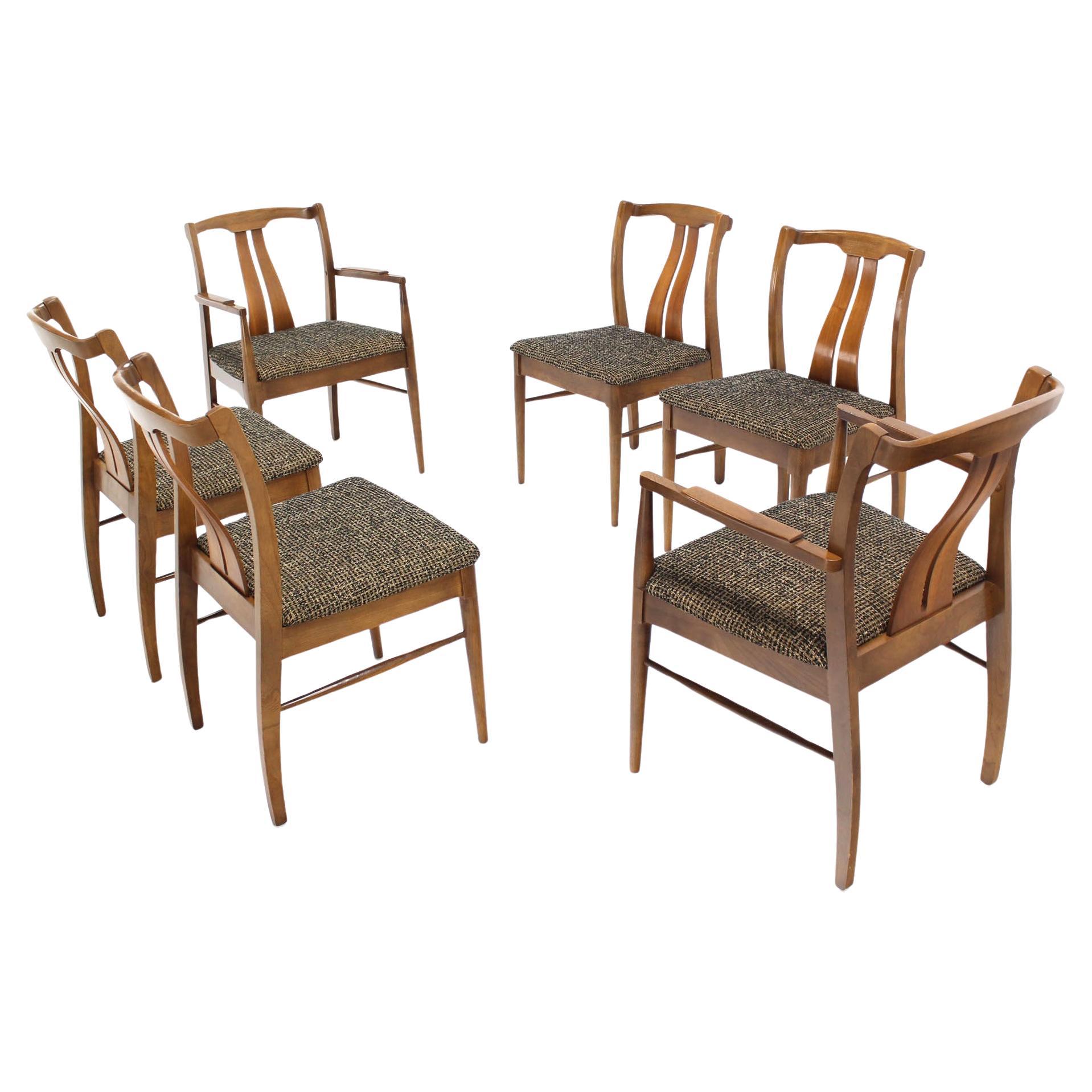 Six chaises de salle à manger en noyer moyen clair de la modernité du milieu du siècle, nouvelle tapisserie MINT en vente