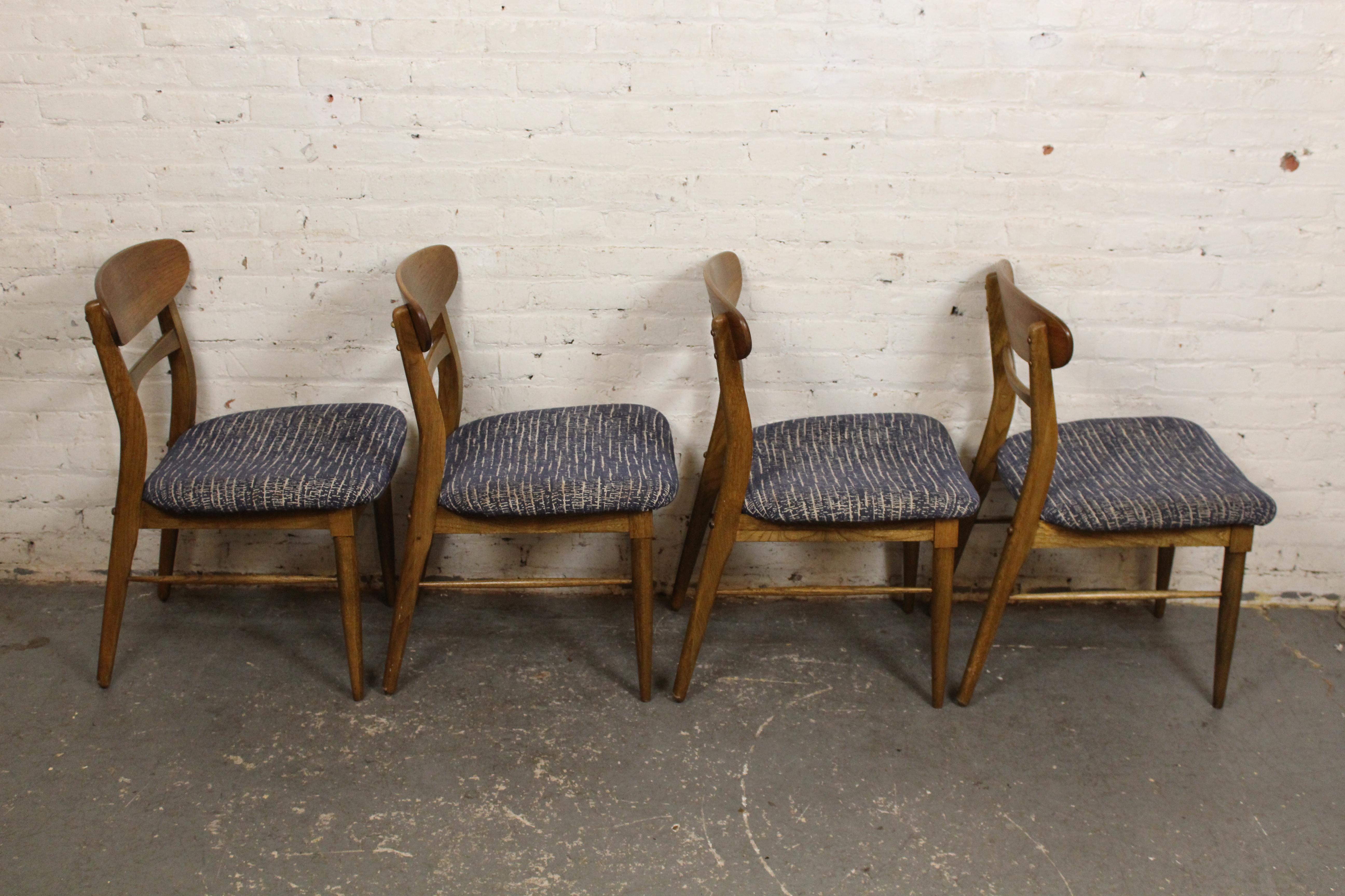Sechs Esszimmerstühle aus Eiche aus der Mitte des Jahrhunderts von Lane Furniture (Moderne der Mitte des Jahrhunderts) im Angebot