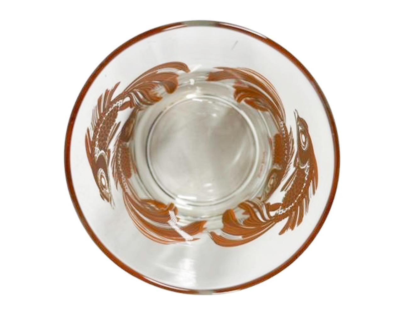 20ième siècle Six verres Rocks du milieu du siècle pour Neiman-Marcus avec Koi en or 22 carats sur orange en vente
