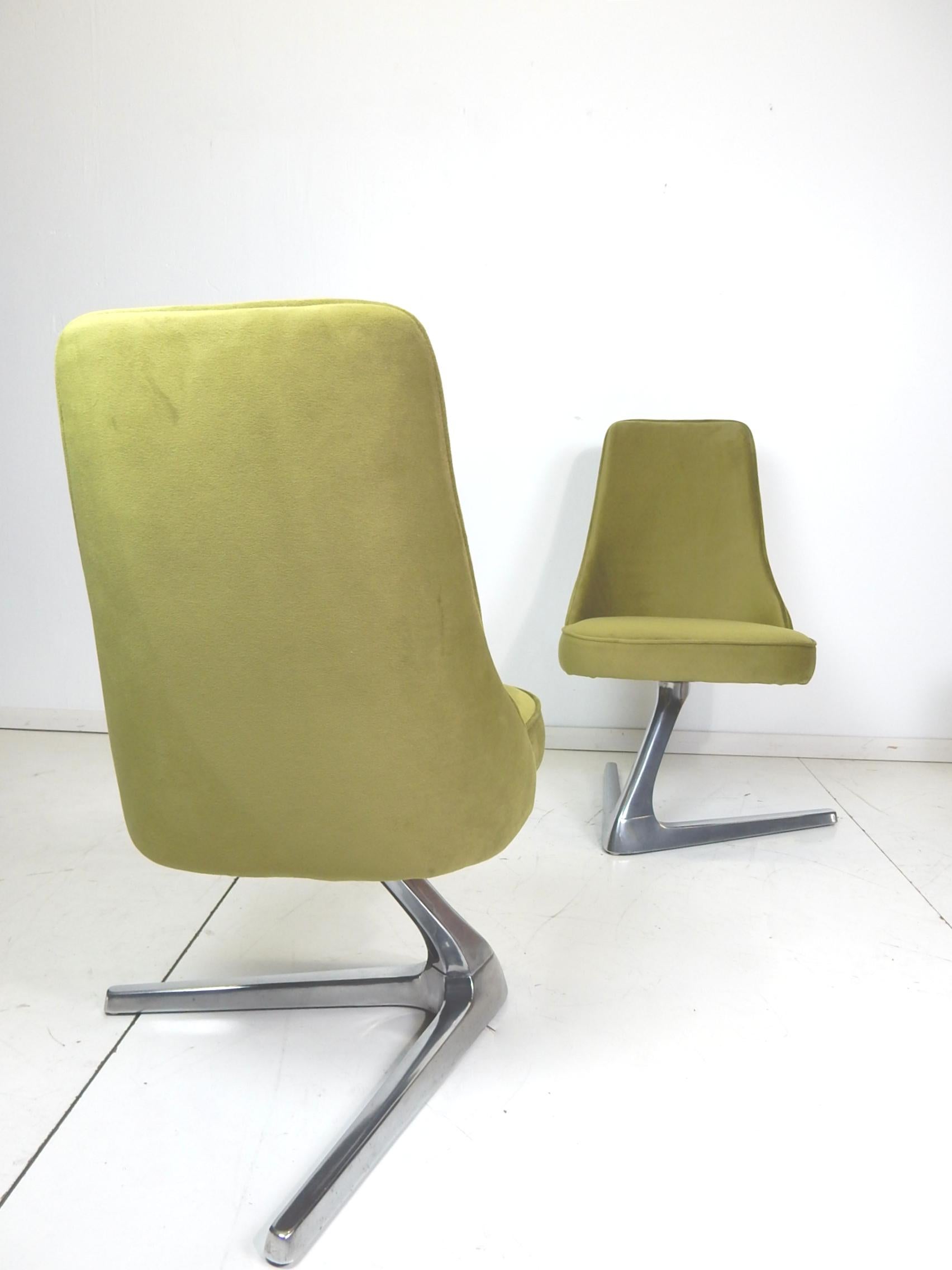 Mid-Century Modern Six Mid Century Green Velvet Swivel Dining Chairs