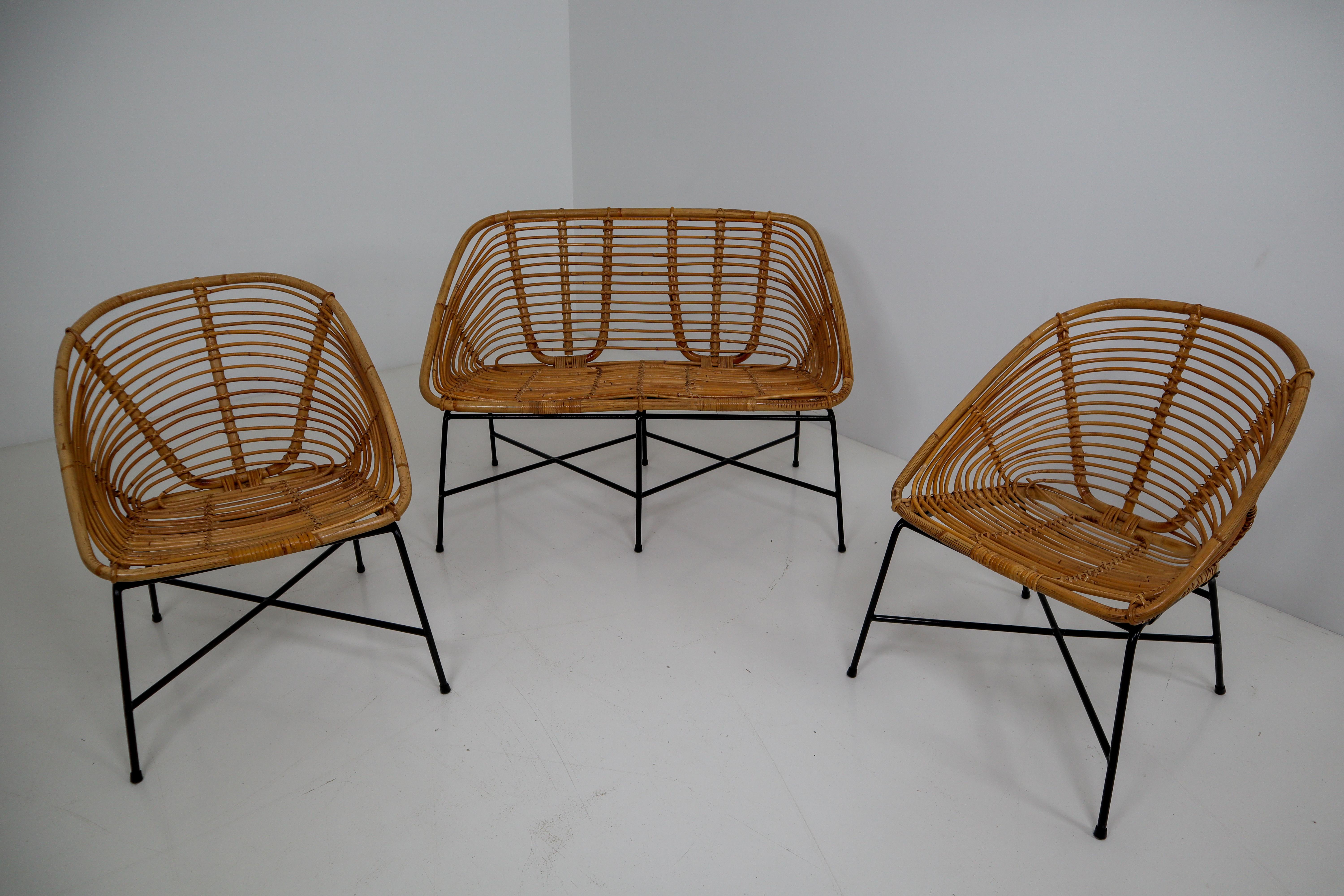 20th Century Six Midcentury Rattan, Wicker and Iron Patio Chairs, Italy, 1960s